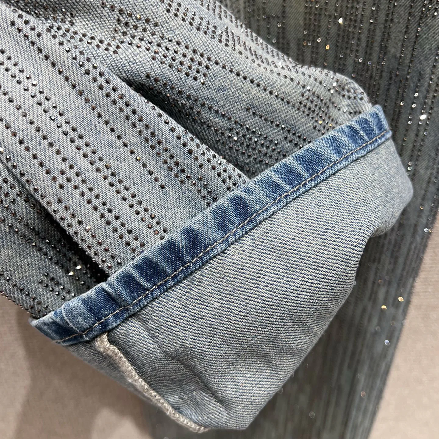 Джинсы Женские Balenciaga 12813542