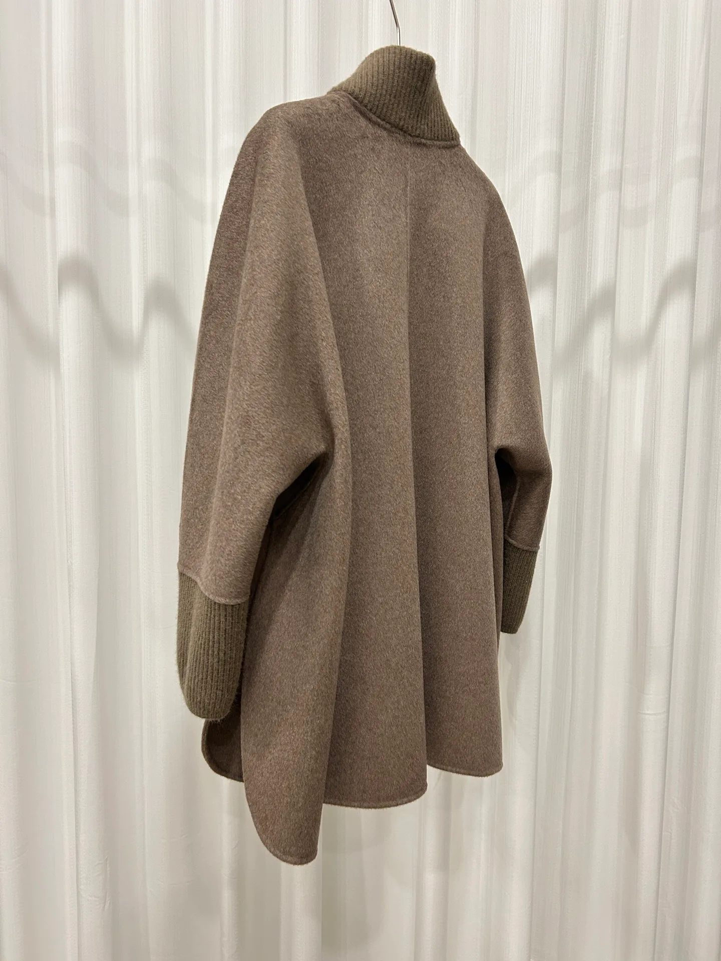 Пальто Женские Loro Piana 18671310