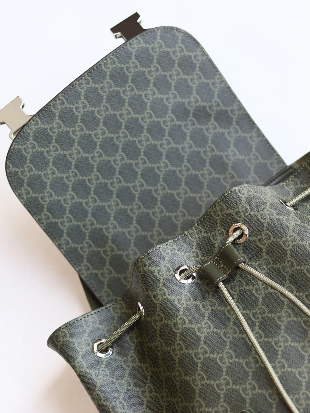Рюкзаки Женские Gucci 17529183