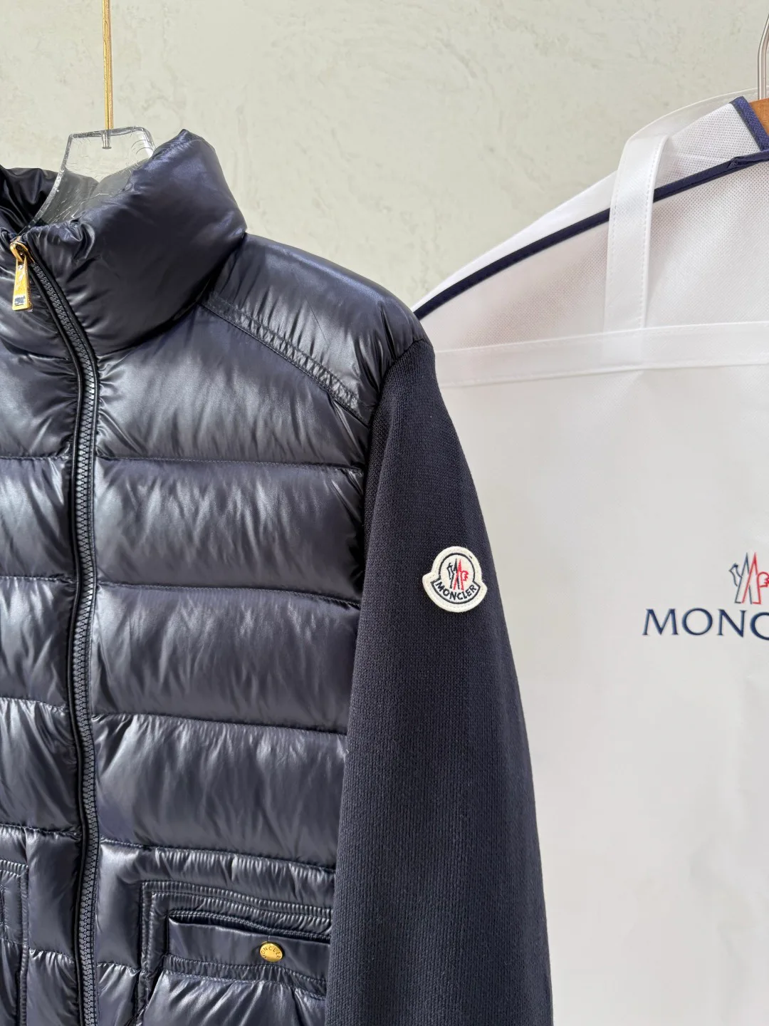 Куртки И Пуховики Женские Moncler 18761871