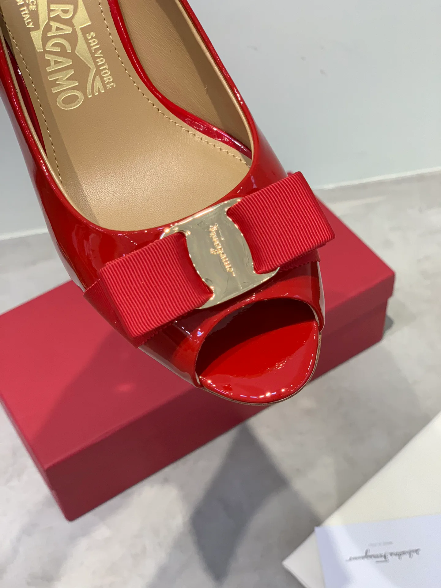 Туфли Женские Salvatore Ferragamo 18531879