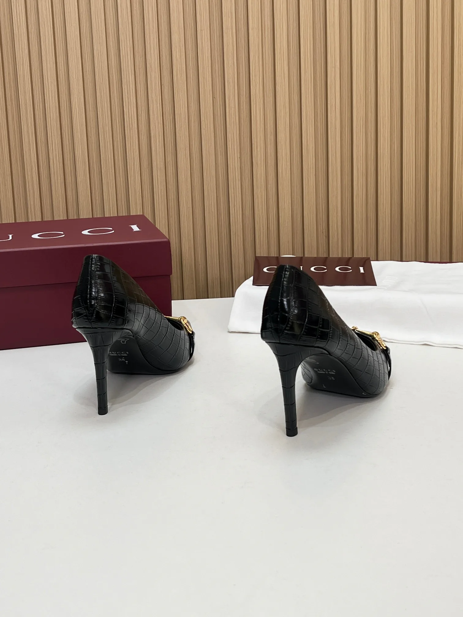Туфли Женские Gucci 19533716