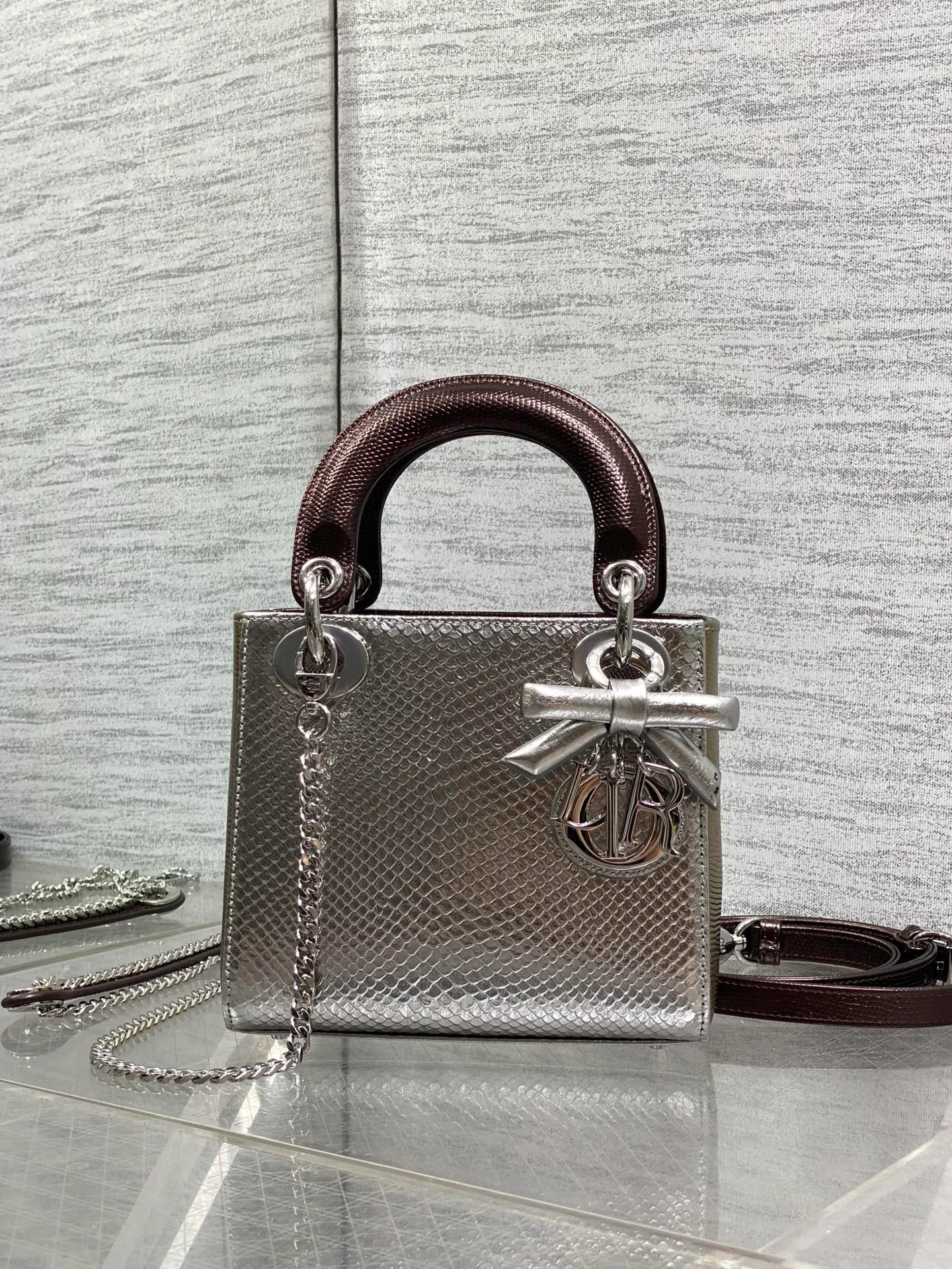 Классические Сумки Женские Christian Dior 17033686