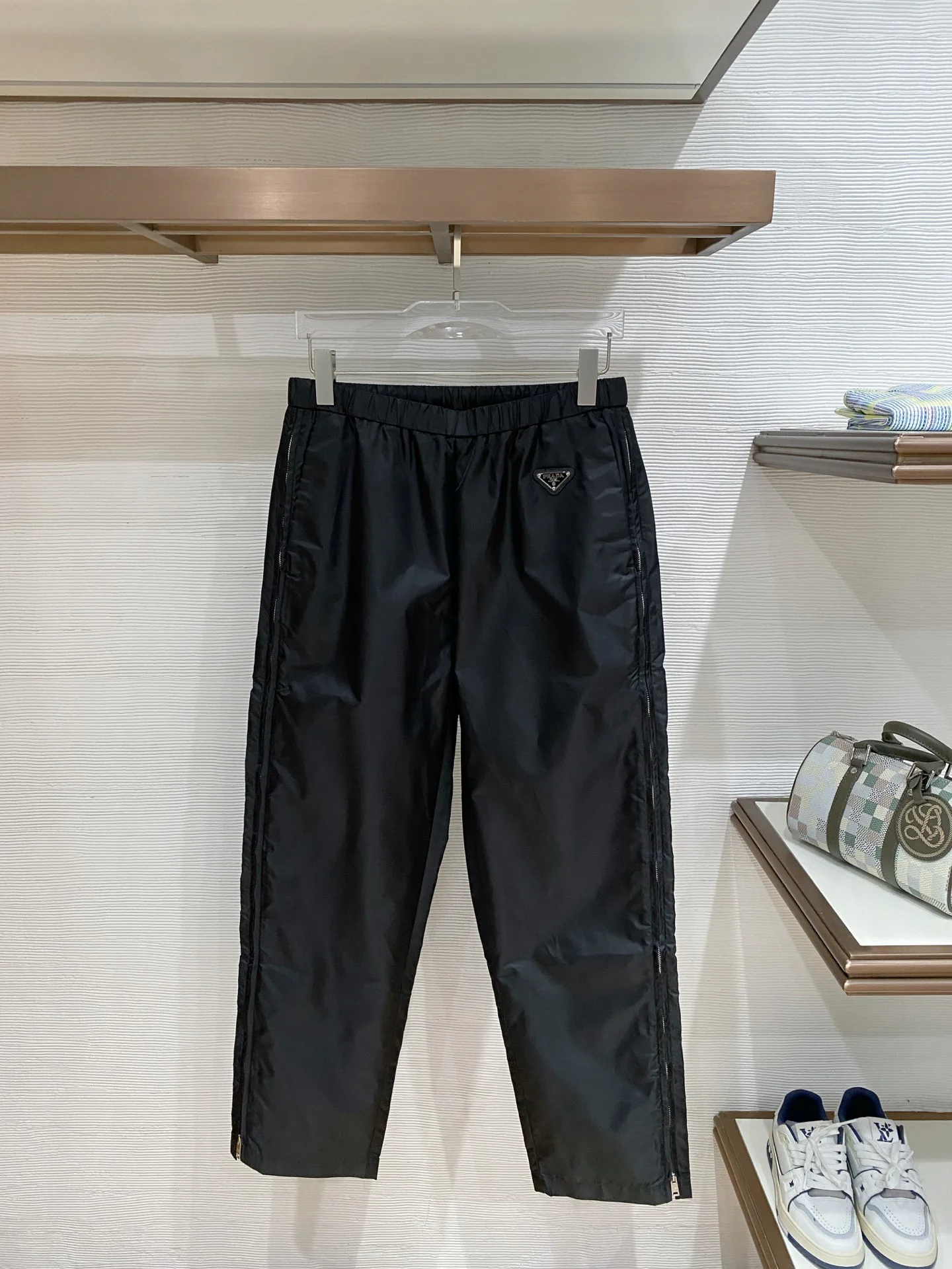 Брюки Мужские Prada 11664732