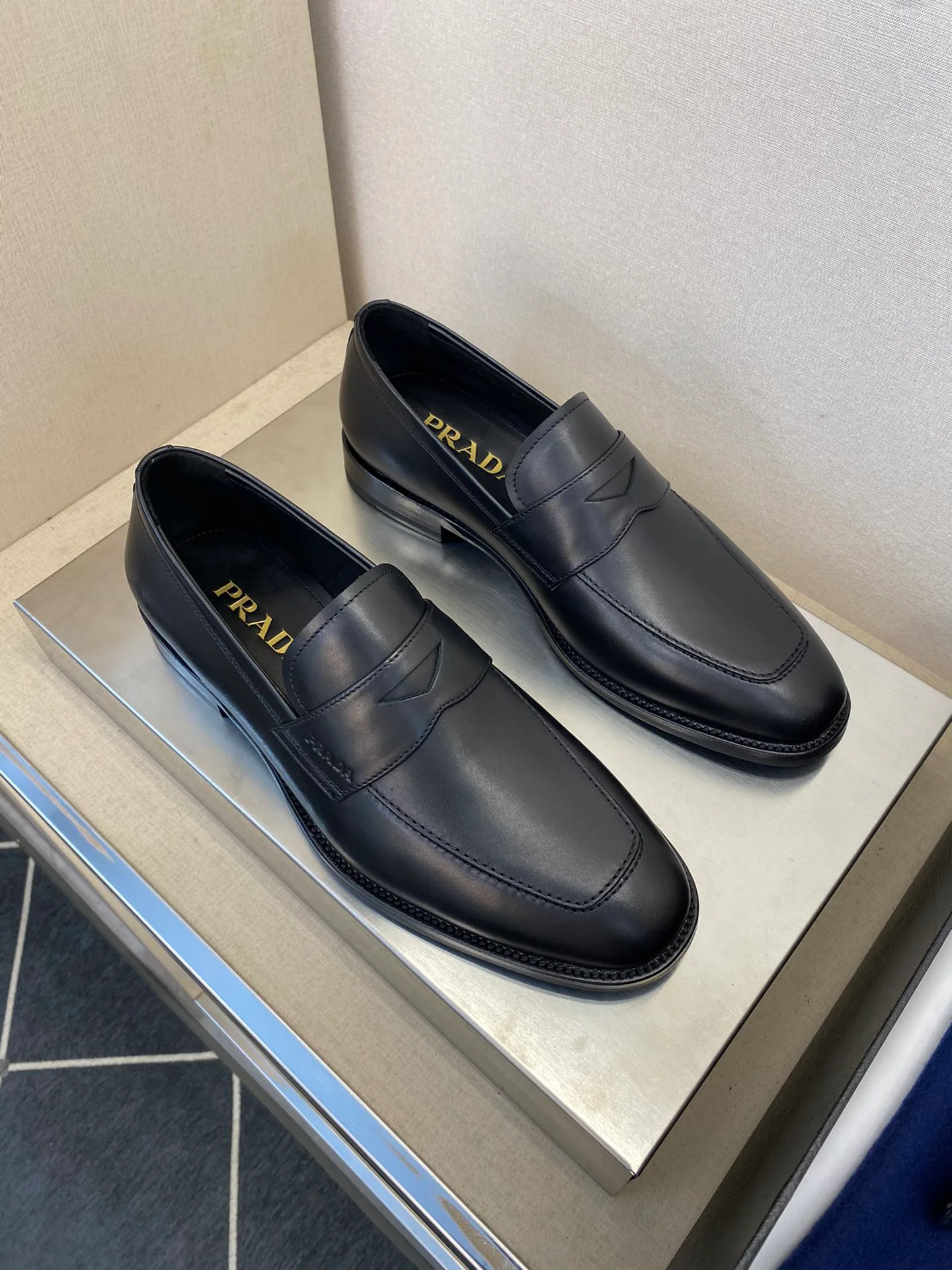 Лоферы И Туфли Мужские Prada 18079116