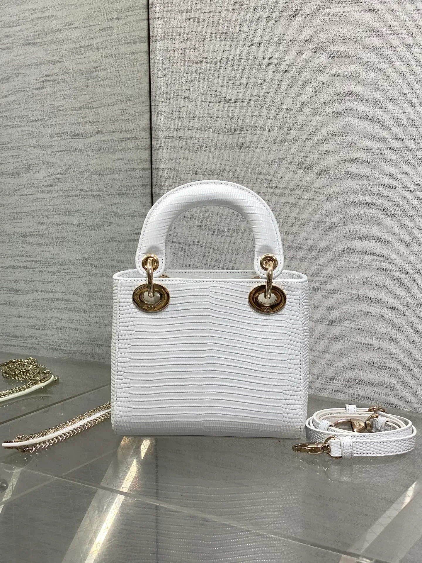 Классические Сумки Женские Christian Dior 11412675