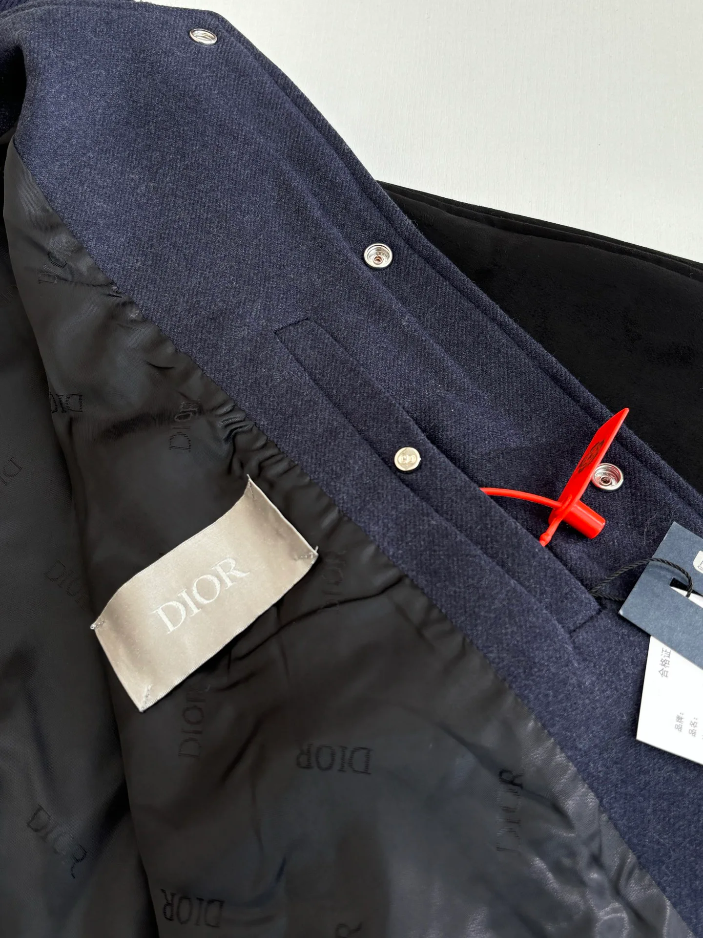 Куртки И Пуховики Женские Christian Dior 1257401