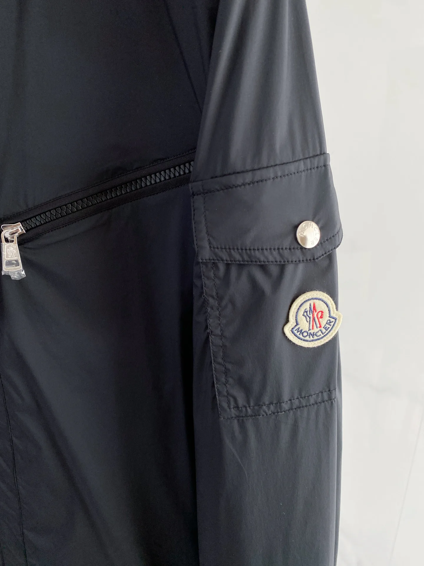 Куртки И Пуховики Мужские Moncler 11664815