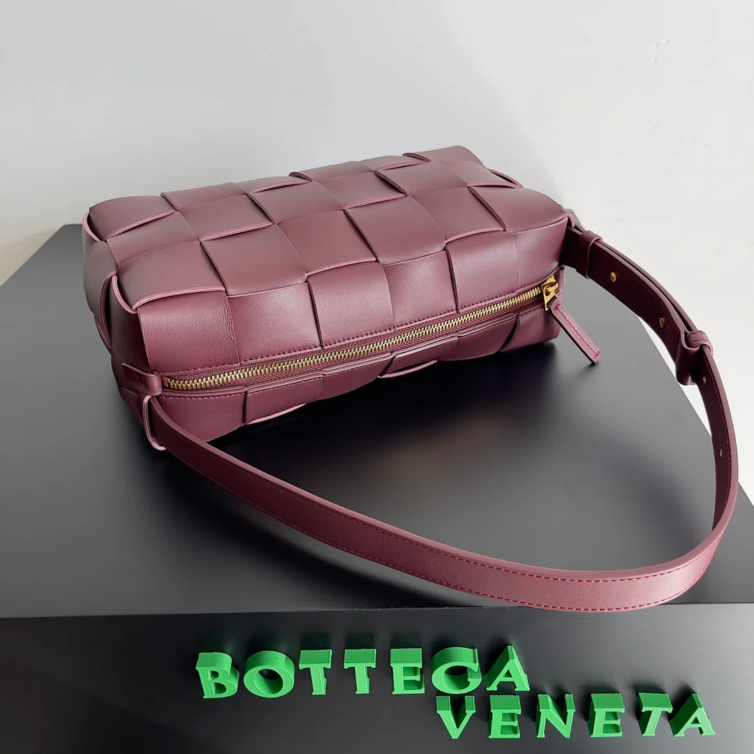 Классические Сумки Женские Bottega Veneta 18161084