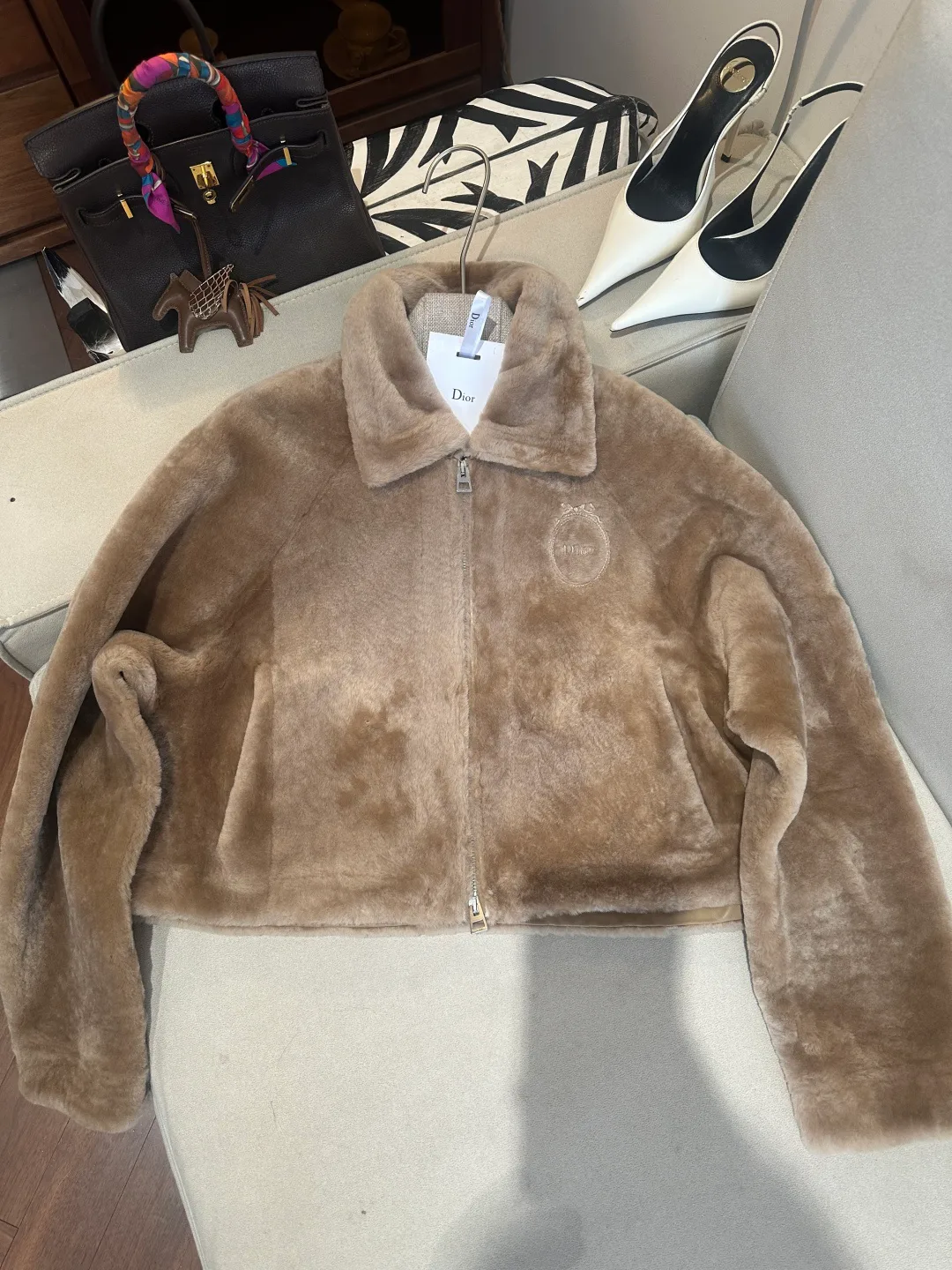 Кожаные Куртки И Дублёнки Женские Christian Dior 18333447