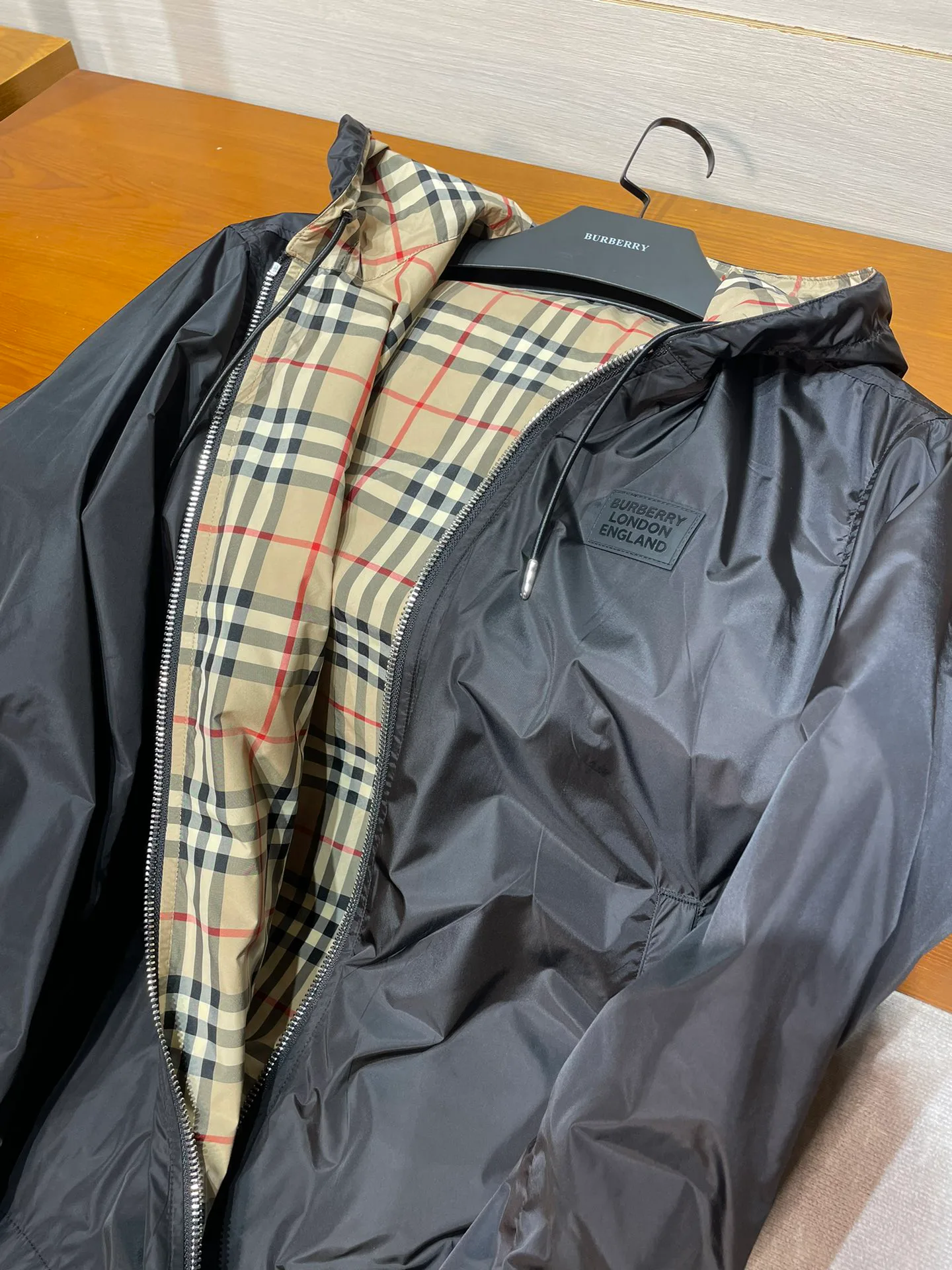 Куртки И Пуховики Женские Burberry 1260189