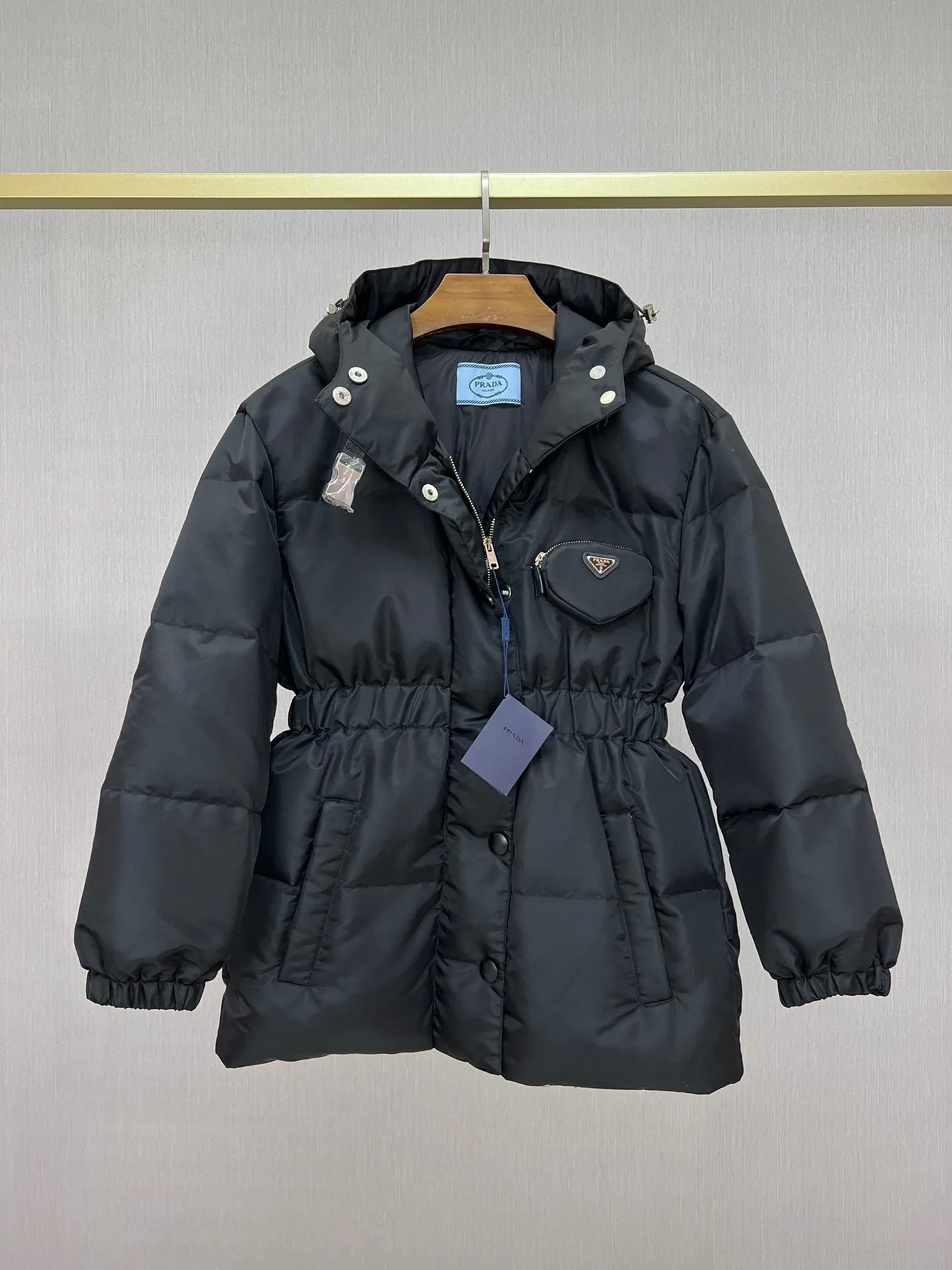Куртки И Пуховики Женские Prada 17932048