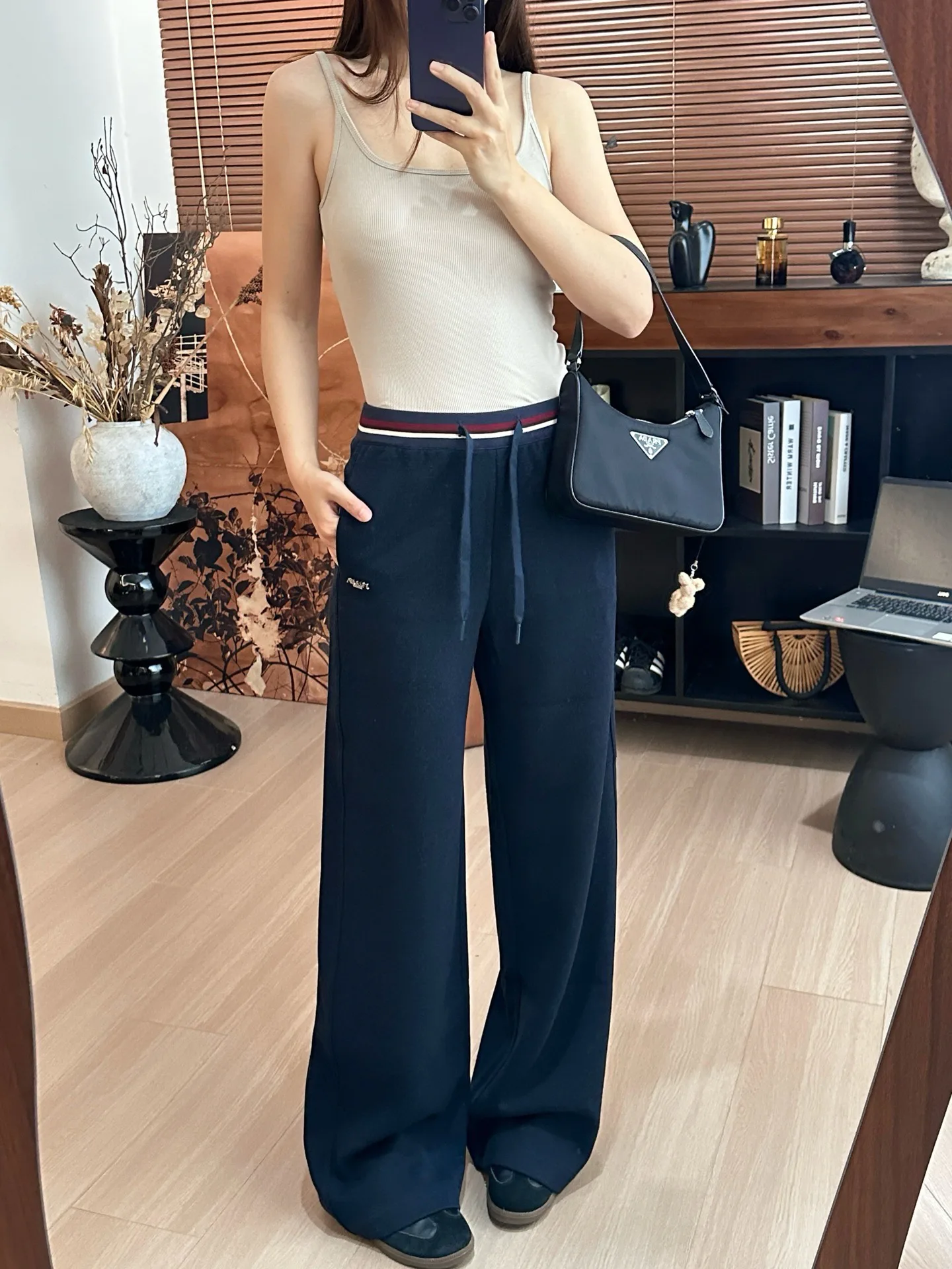 Брюки Женские Prada 18902446