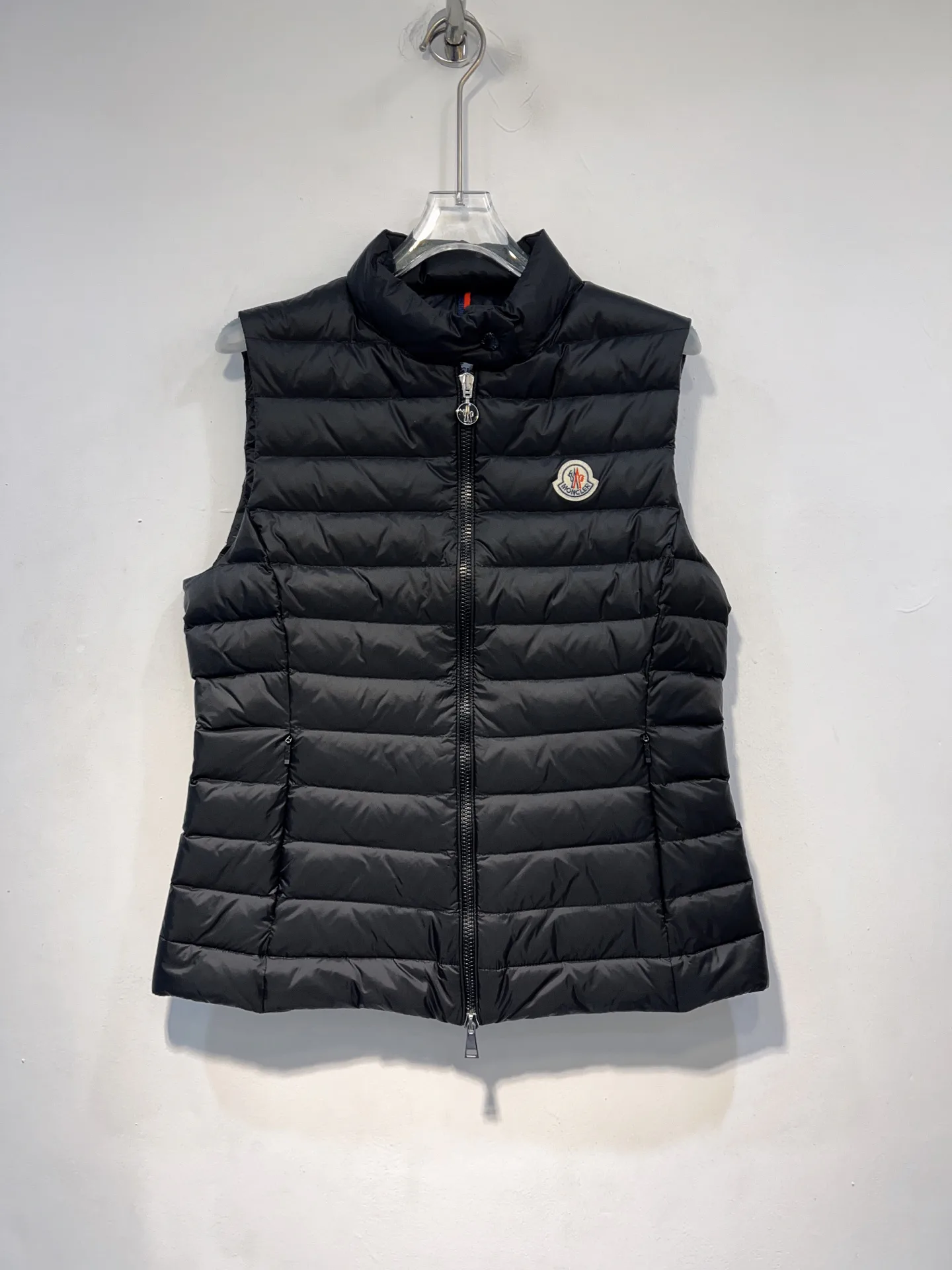 Жилеты Женские Moncler 18368441