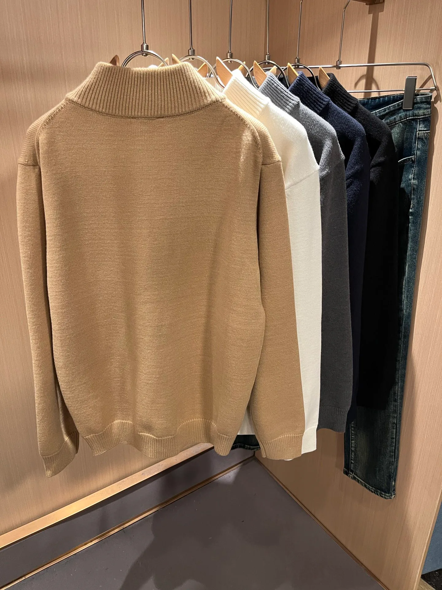 Джемперы И Свитеры Мужские Brunello Cucinelli 18395767