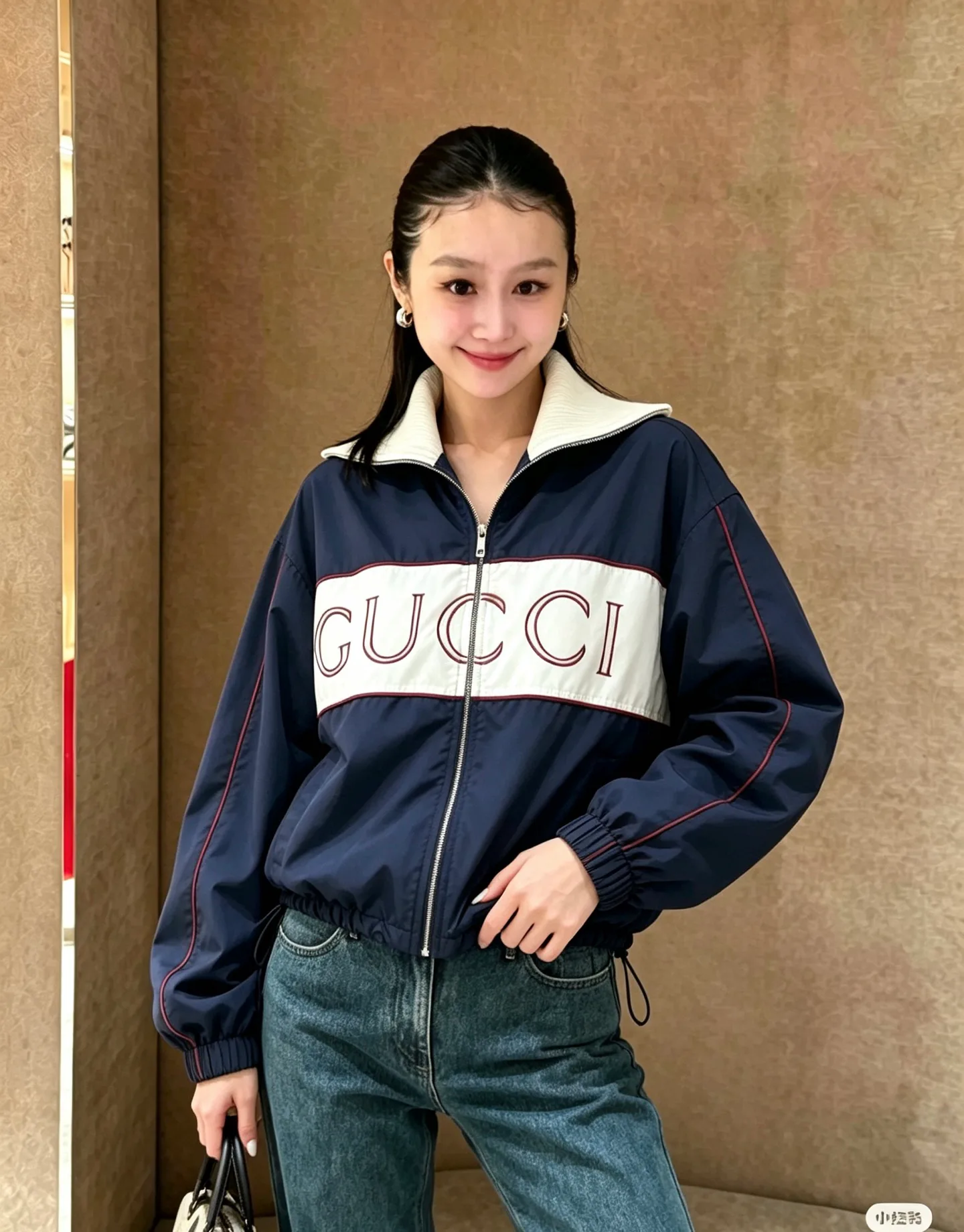 Куртки И Пуховики Женские Gucci 19315550