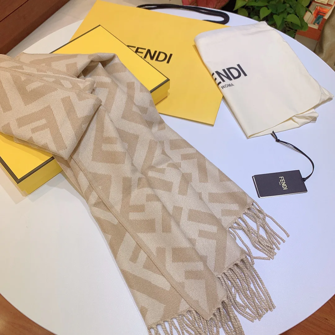Шарфы Fendi 1607923