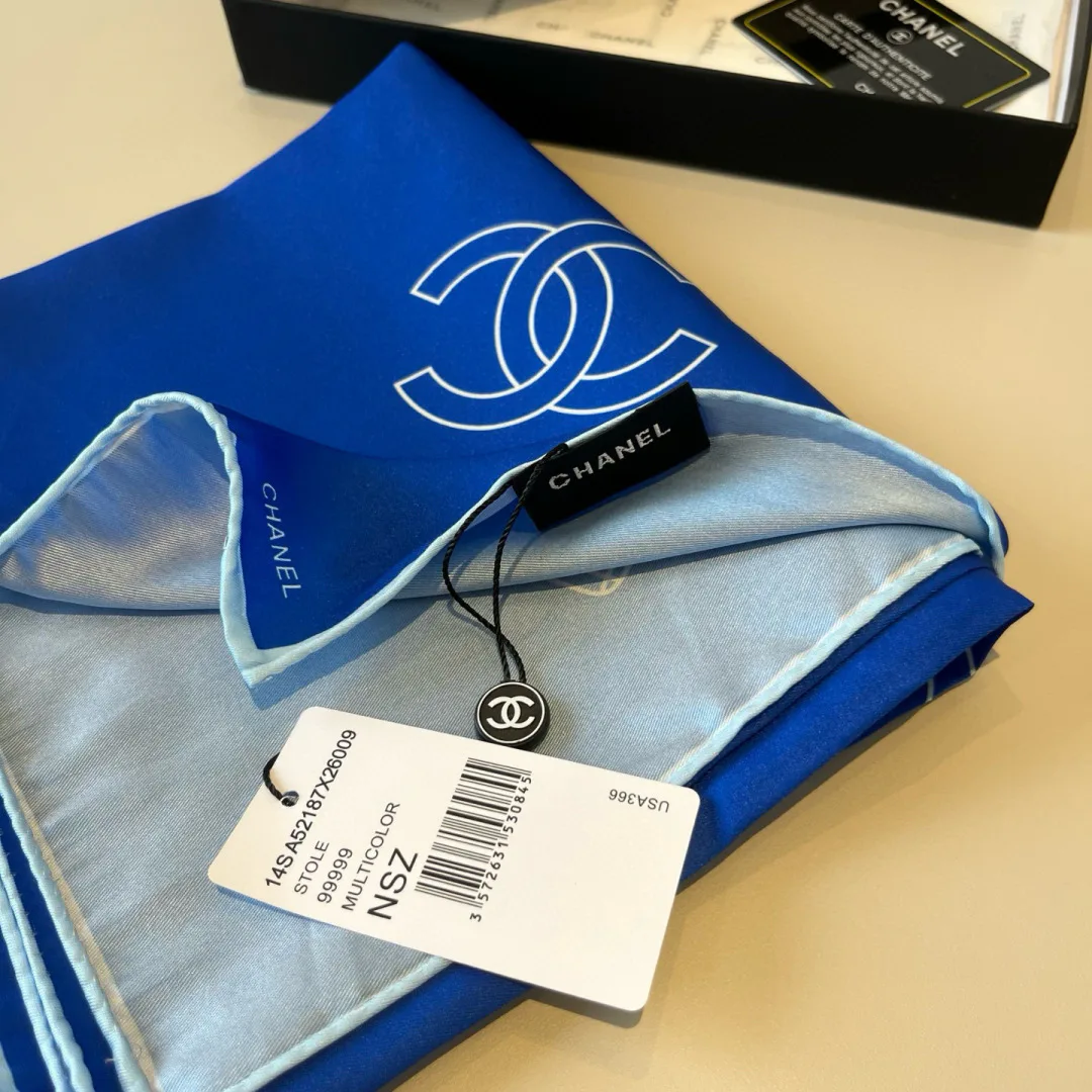 Платки Chanel 11362343