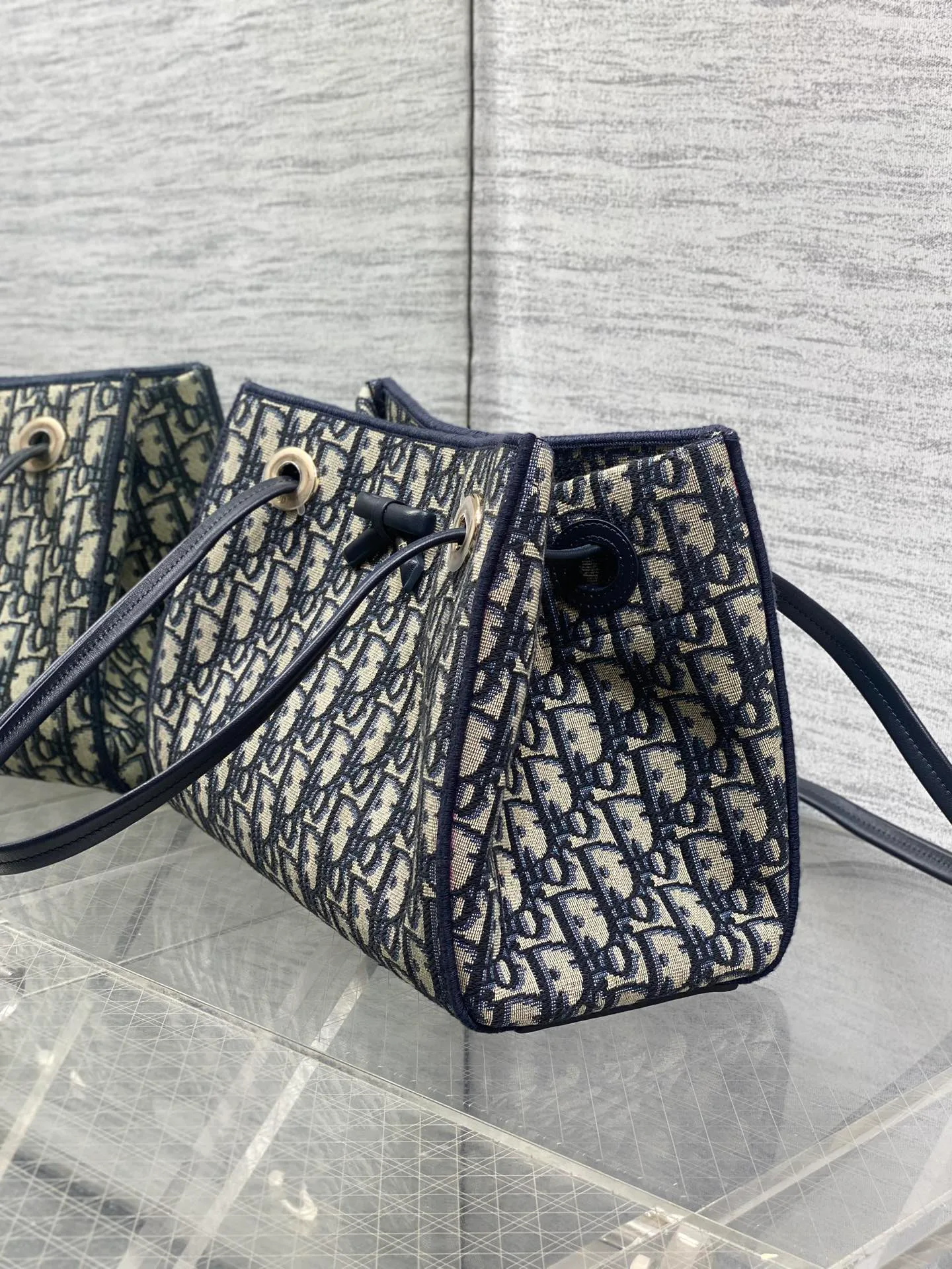Классические Сумки Женские Christian Dior 12817899