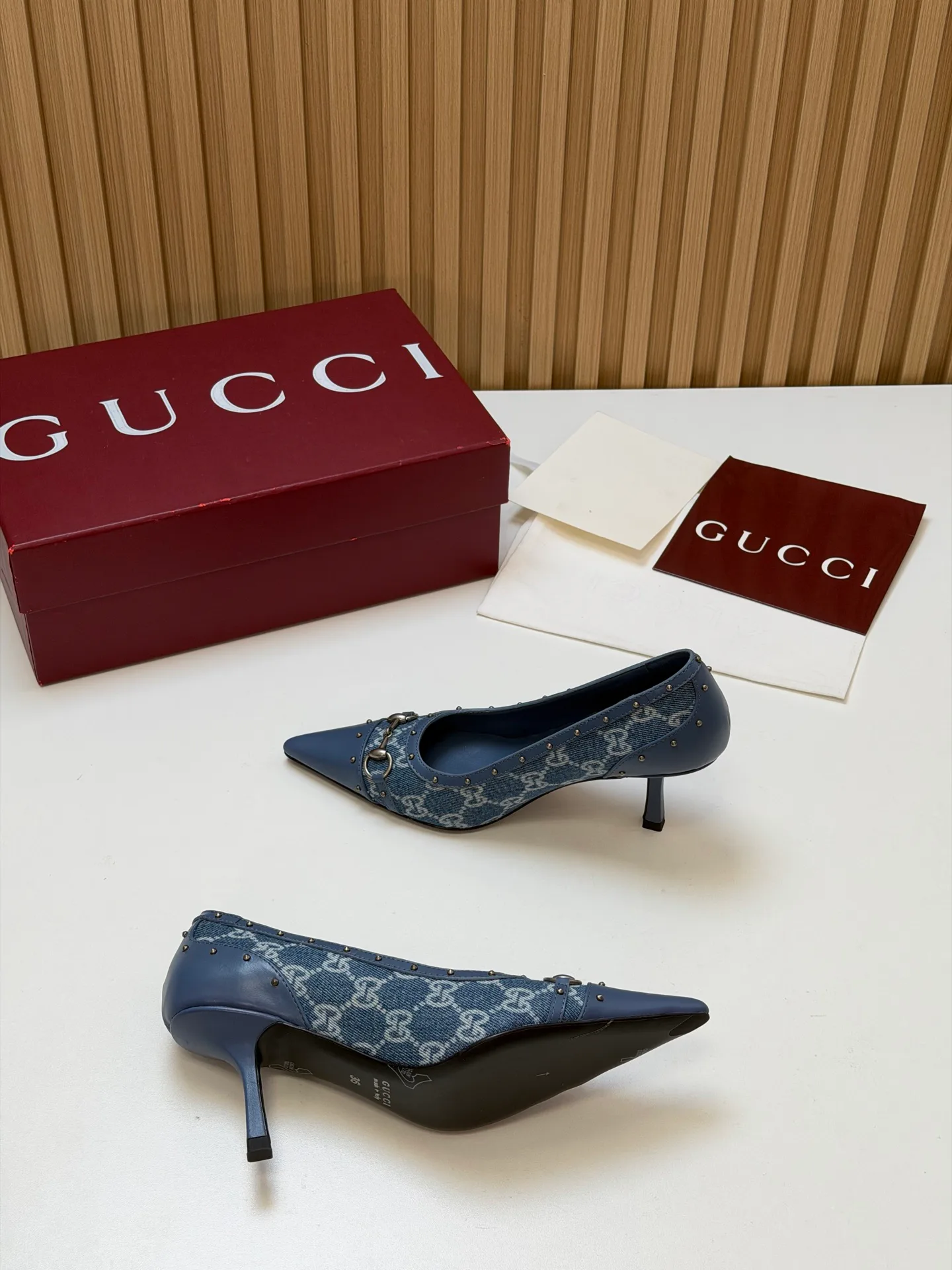 Туфли Женские Gucci 17631696
