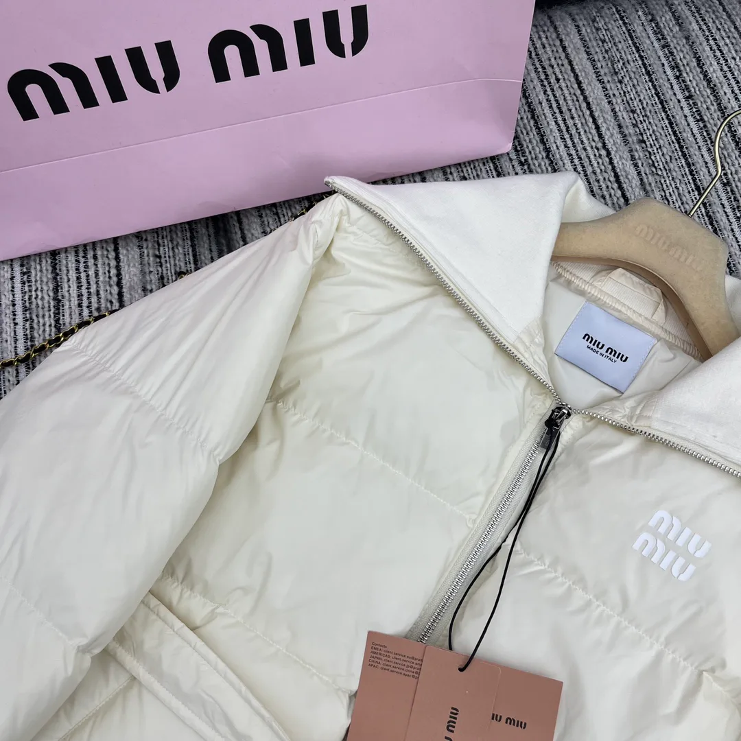 Куртки И Пуховики Женские Miu Miu 3726