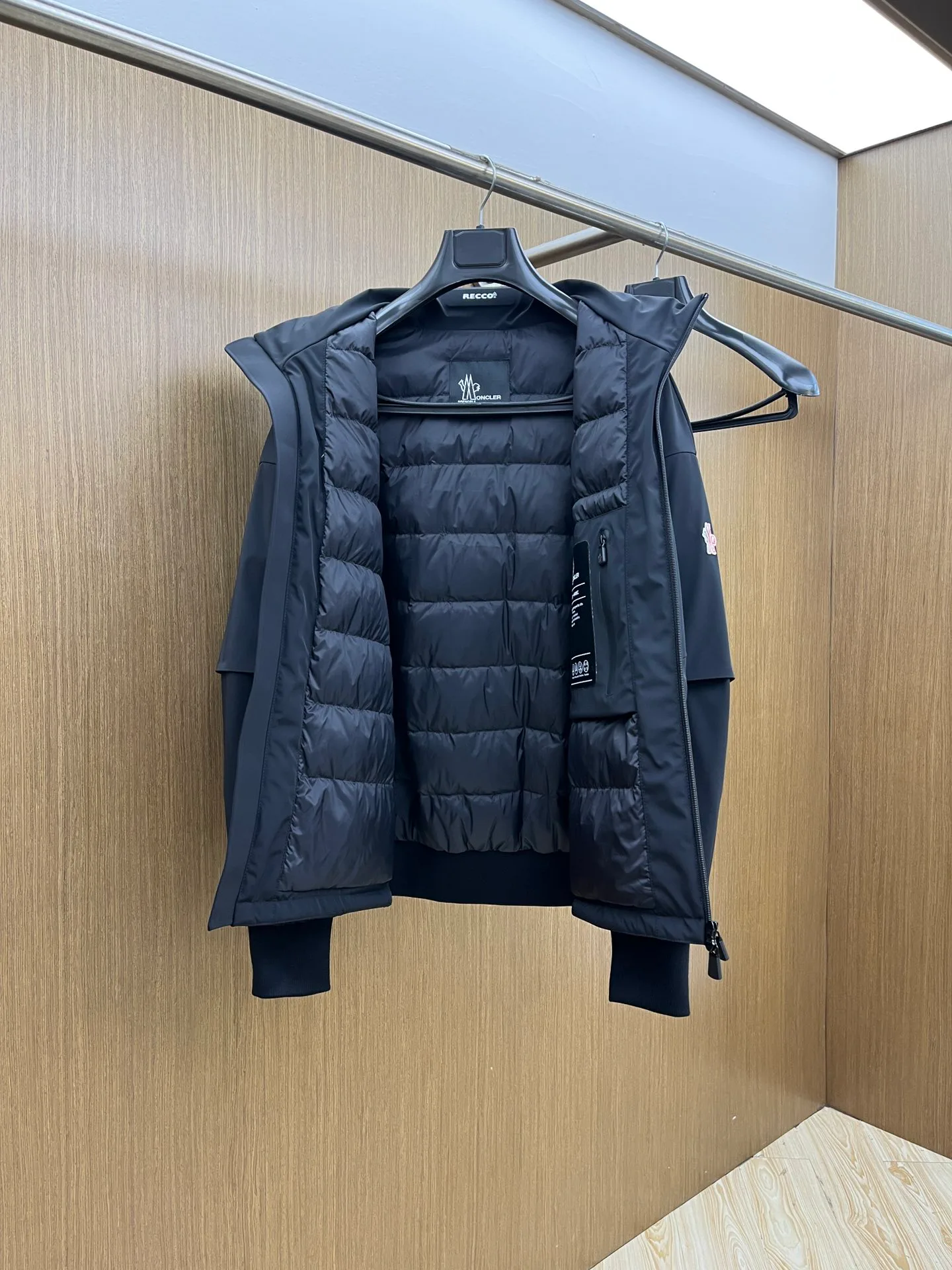 Куртки Мужские Moncler 619160
