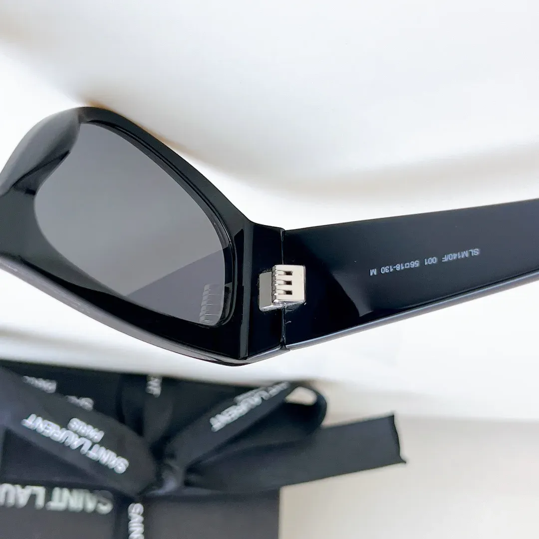 Очки Saint Laurent 17026