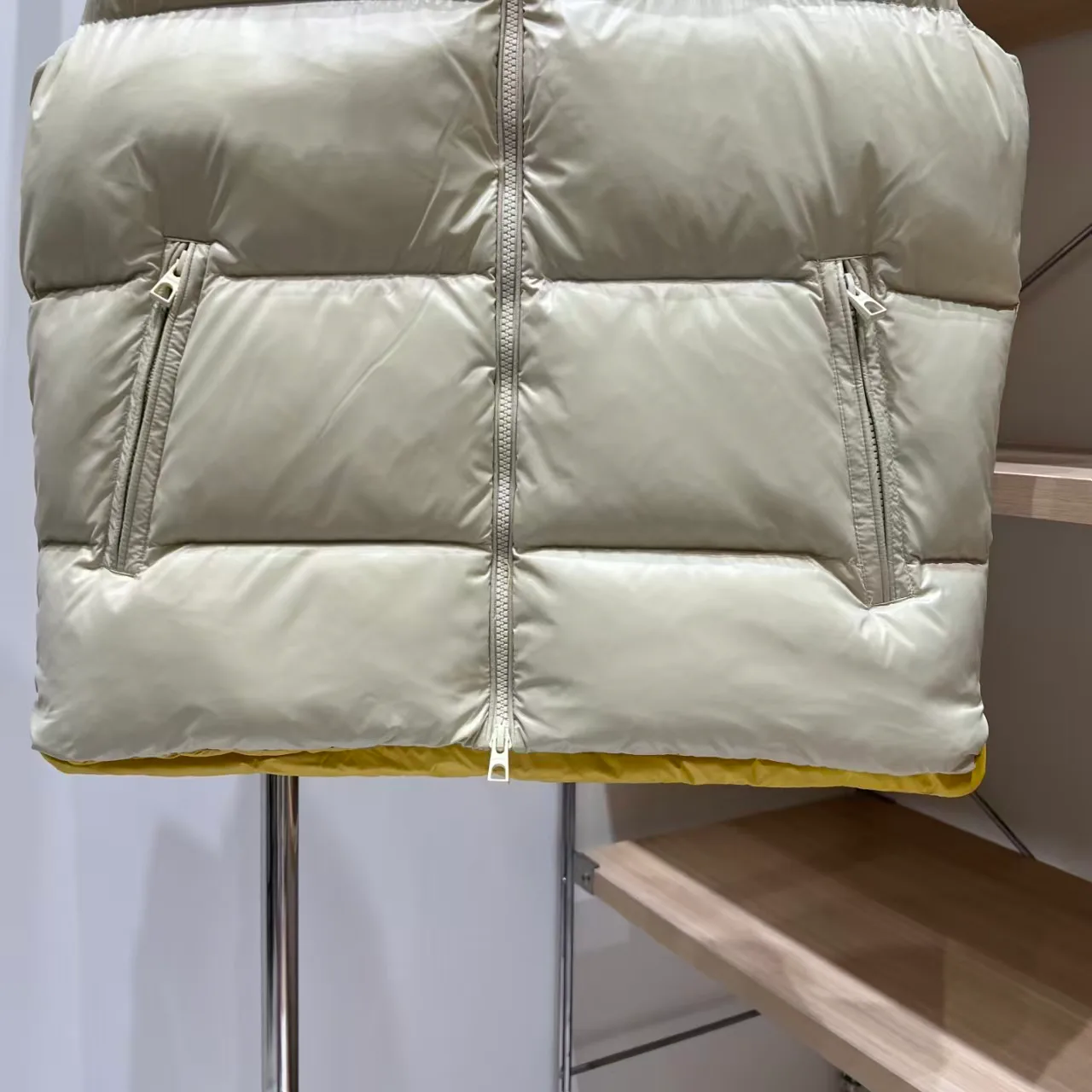 Жилеты Женские Moncler 18131395