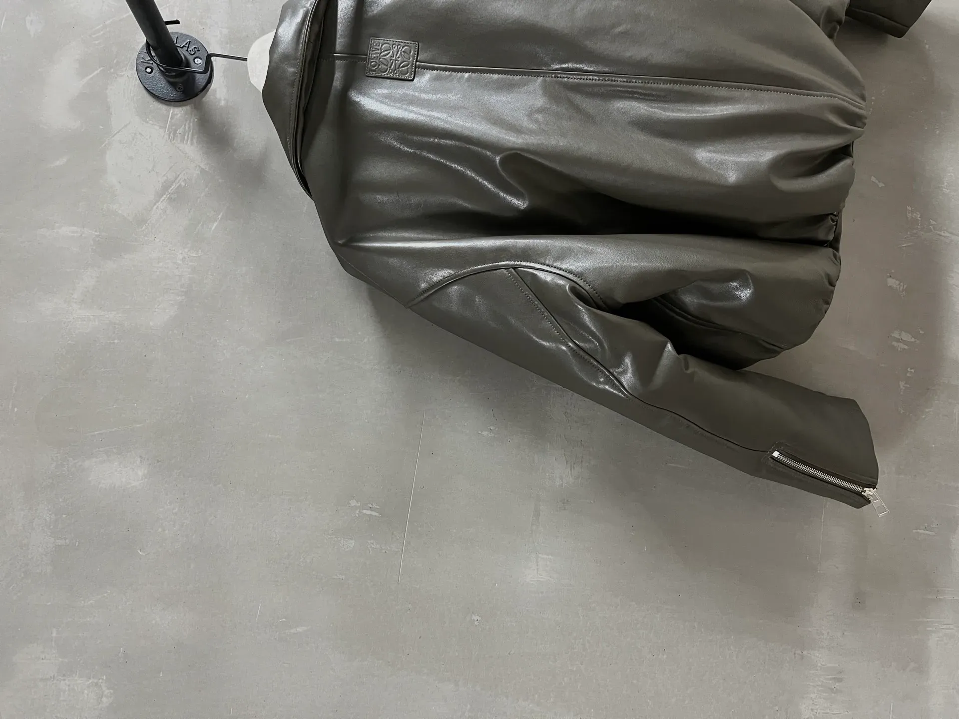 Куртки И Пуховики Женские Loewe 662232
