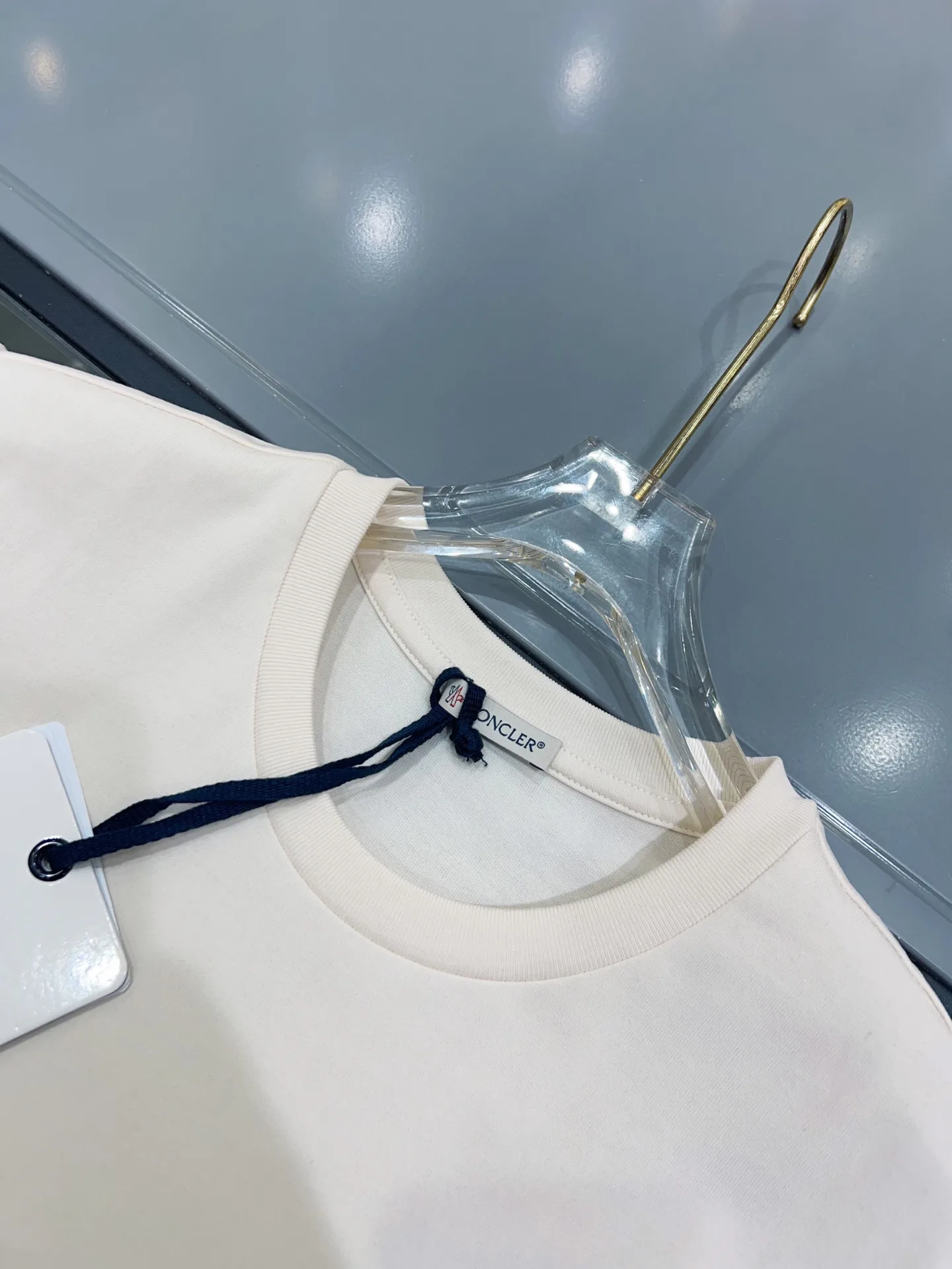 Футболки Женские Moncler 11076519