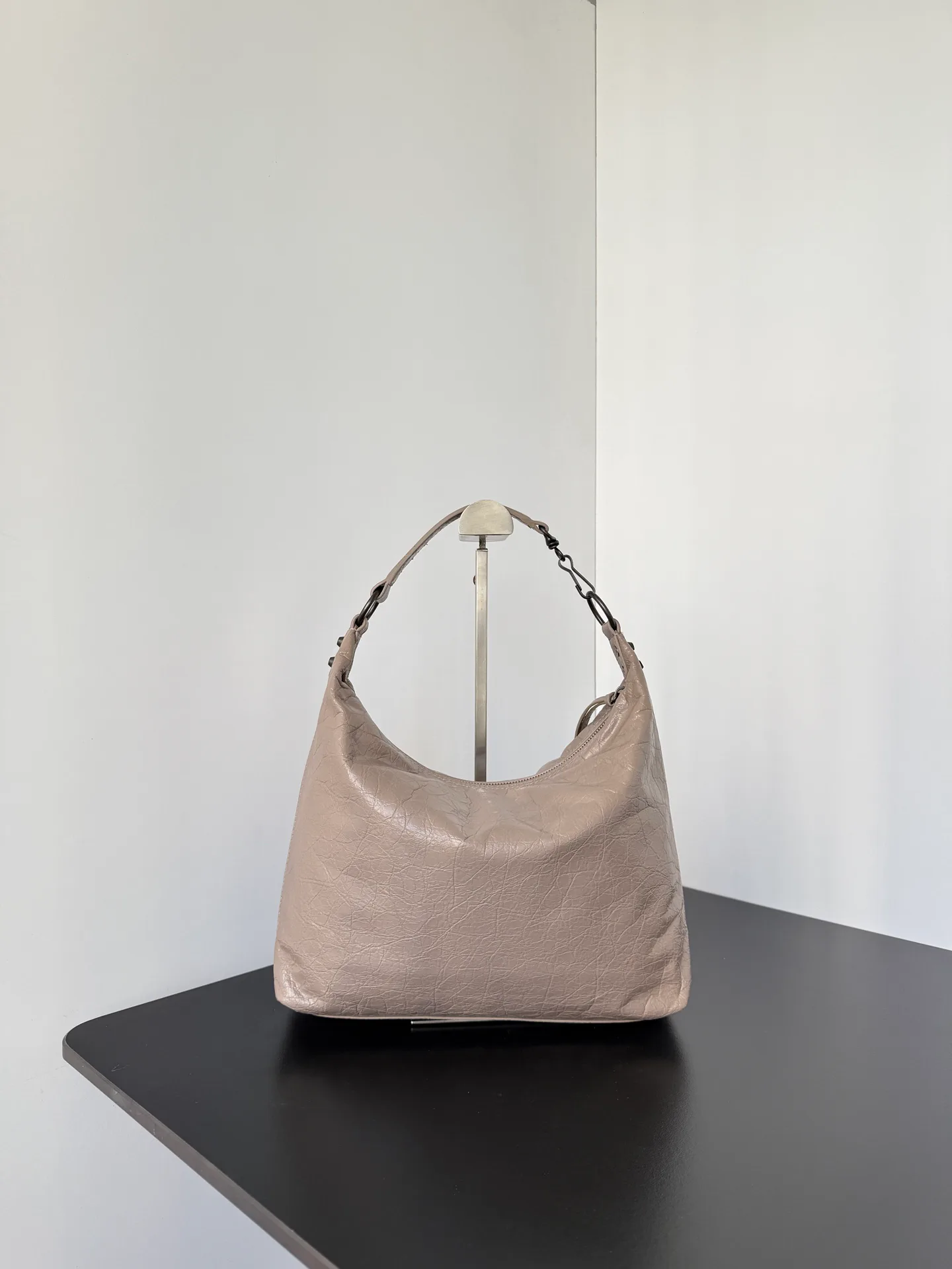 Сумки На Ремне Женские Balenciaga 11386854