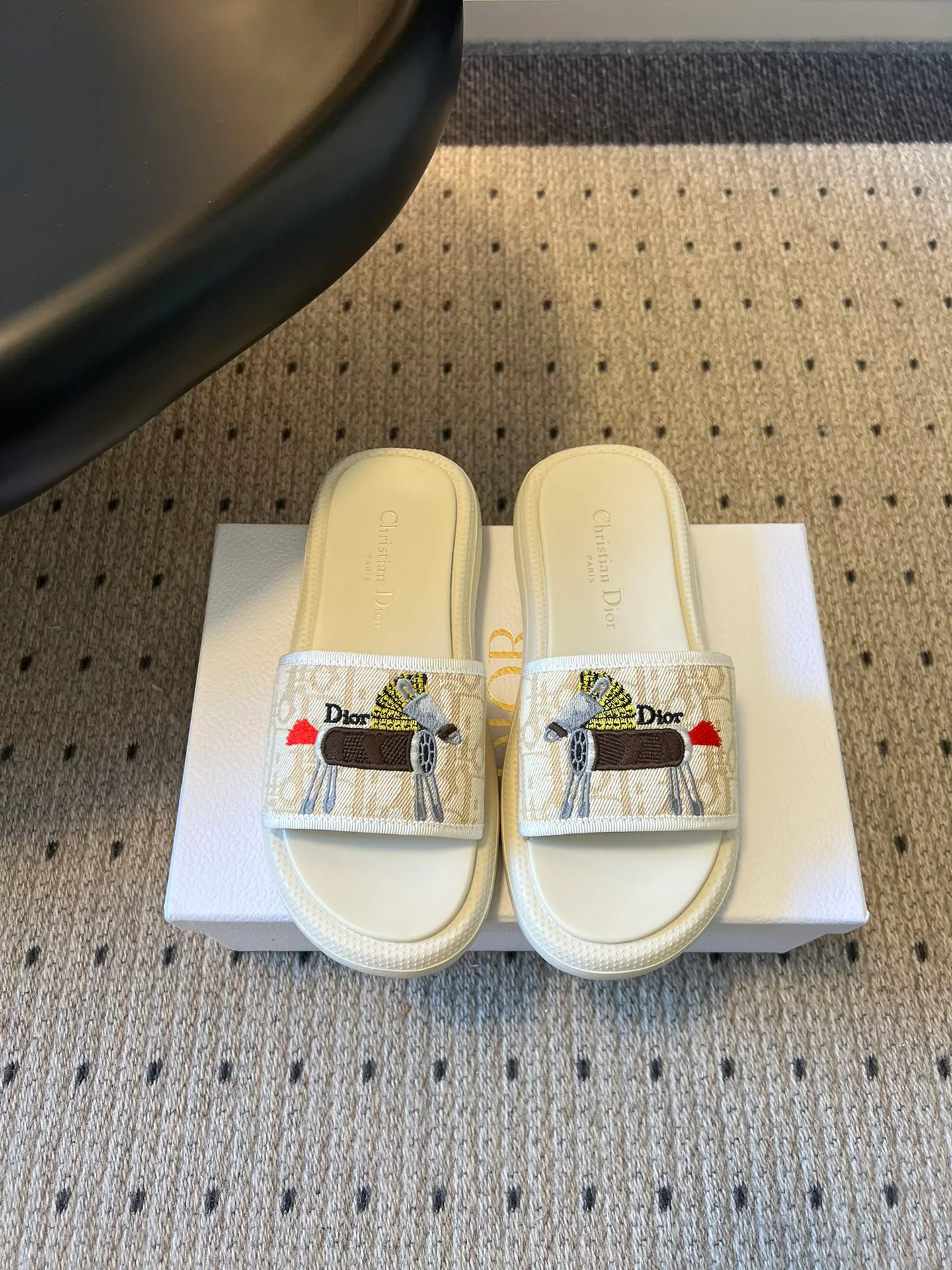 Шлепанцы Женские Christian Dior 11497649
