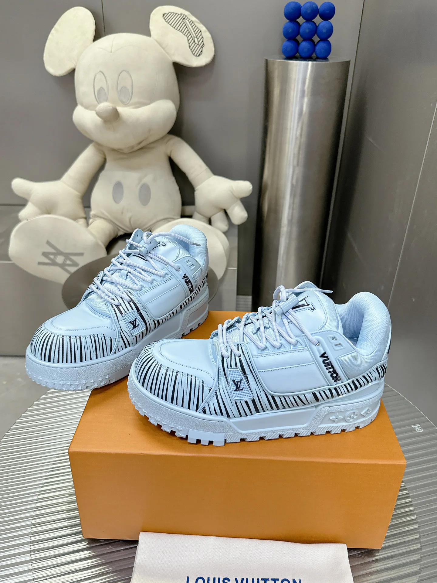 Кроссовки Женские Louis Vuitton 6727