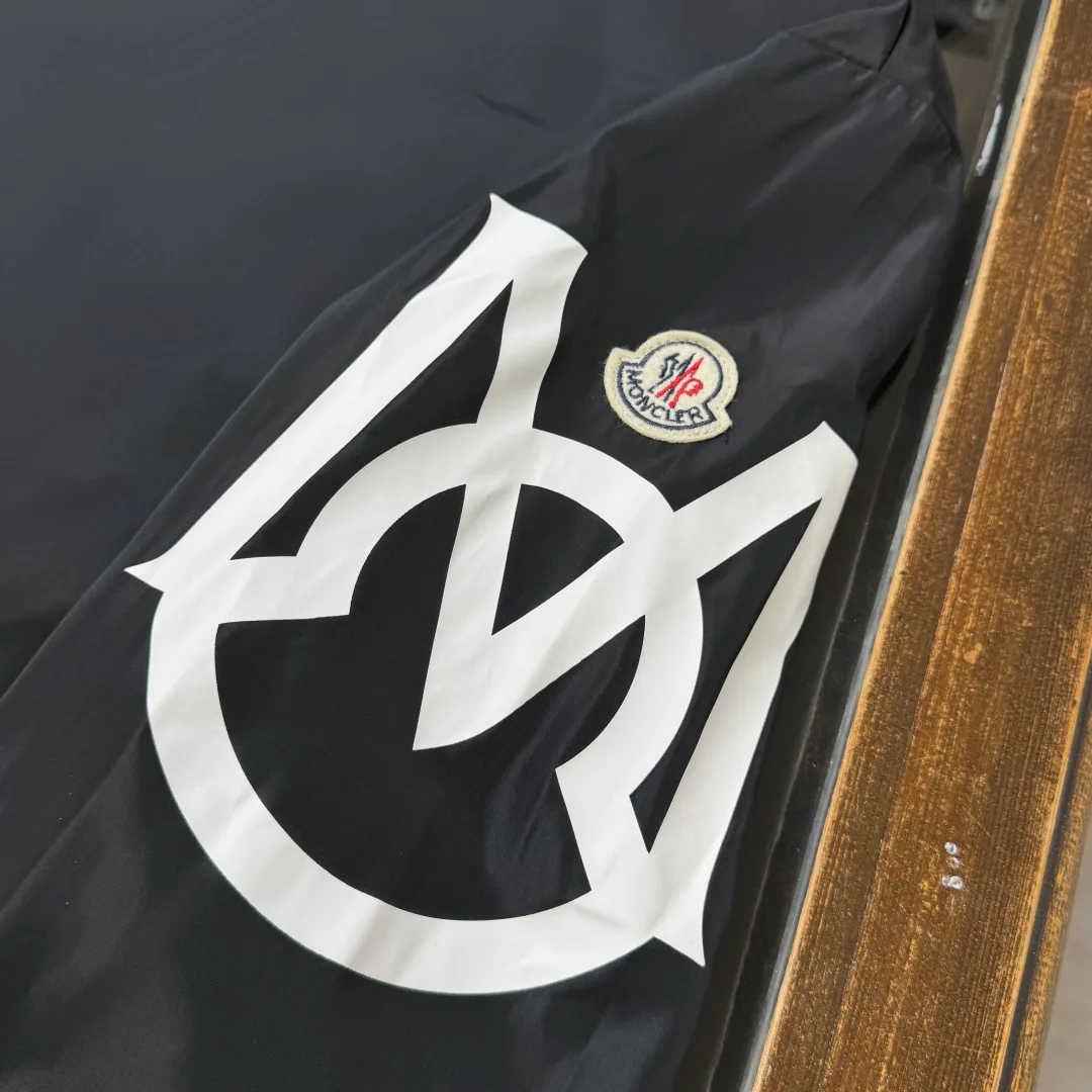 Куртки И Пуховики Женские Moncler 11615951