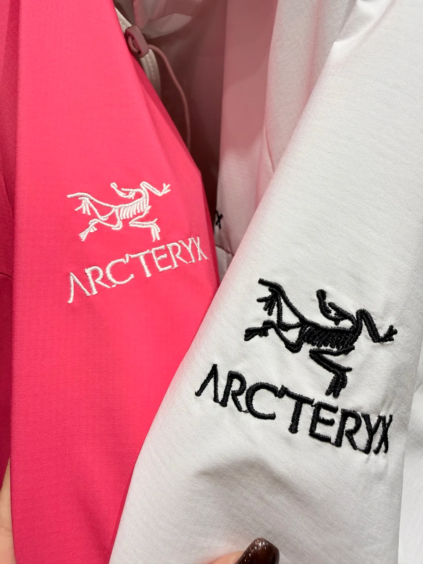 Куртки И Пуховики Женские Arcteryx 18982907