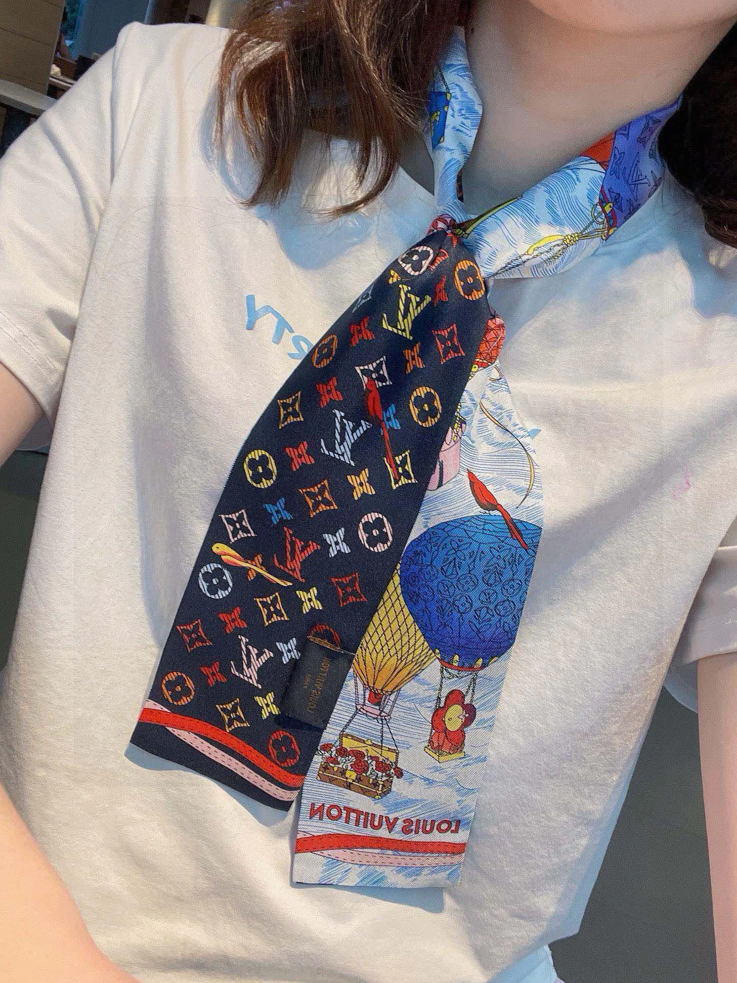 Шарфы Louis Vuitton 19511