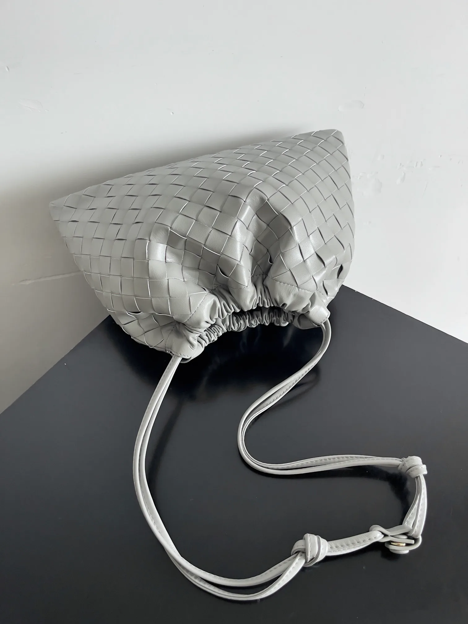 Сумки На Ремне Женские Bottega Veneta 11255479