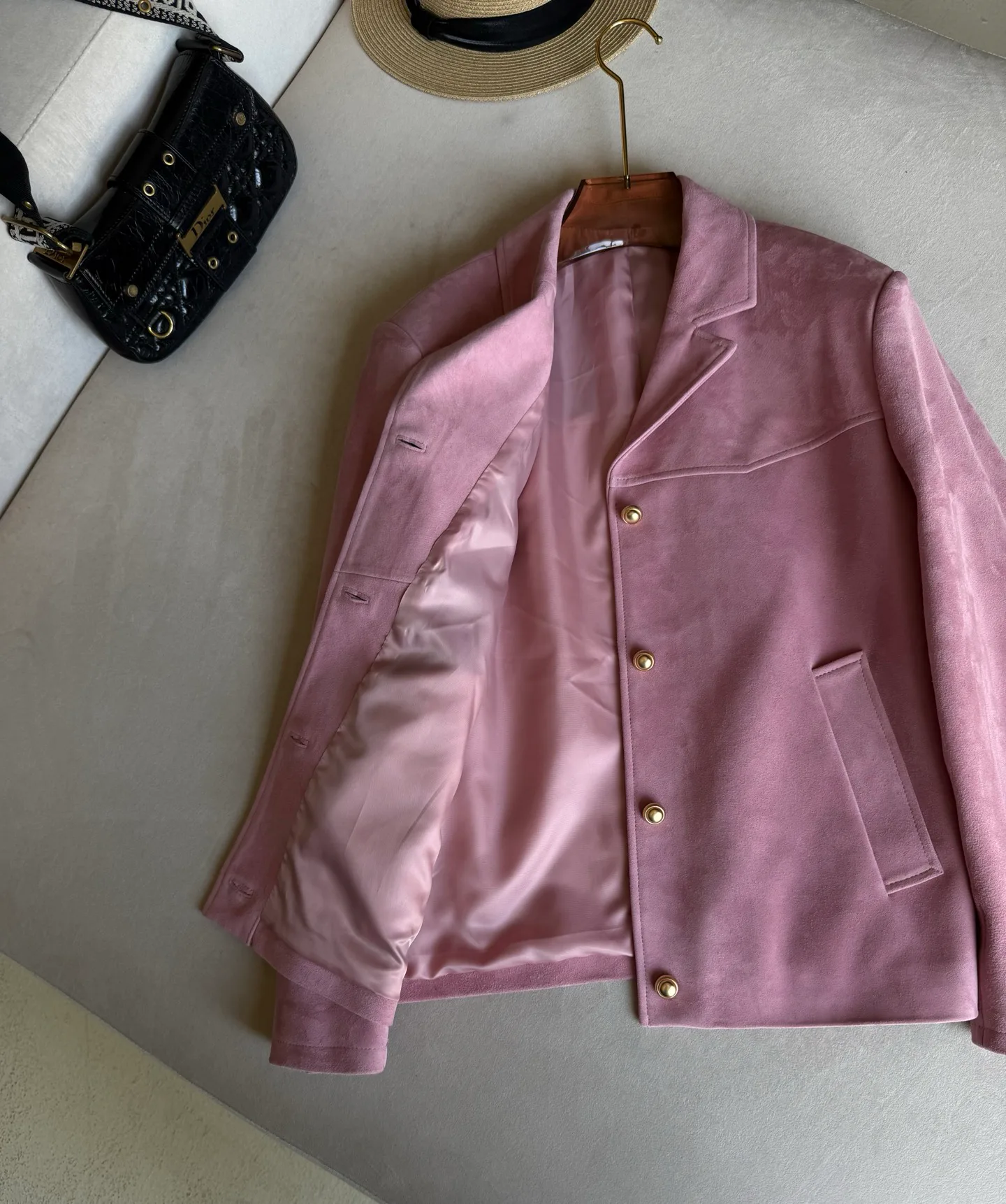 Кожаные Куртки И Дублёнки Женские Miu Miu 18558149