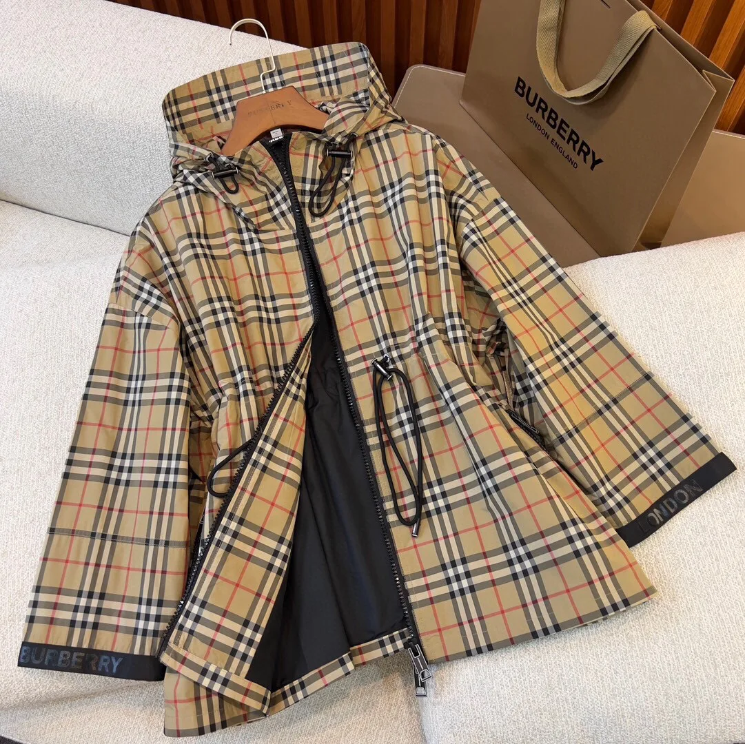 Куртки Женские Burberry