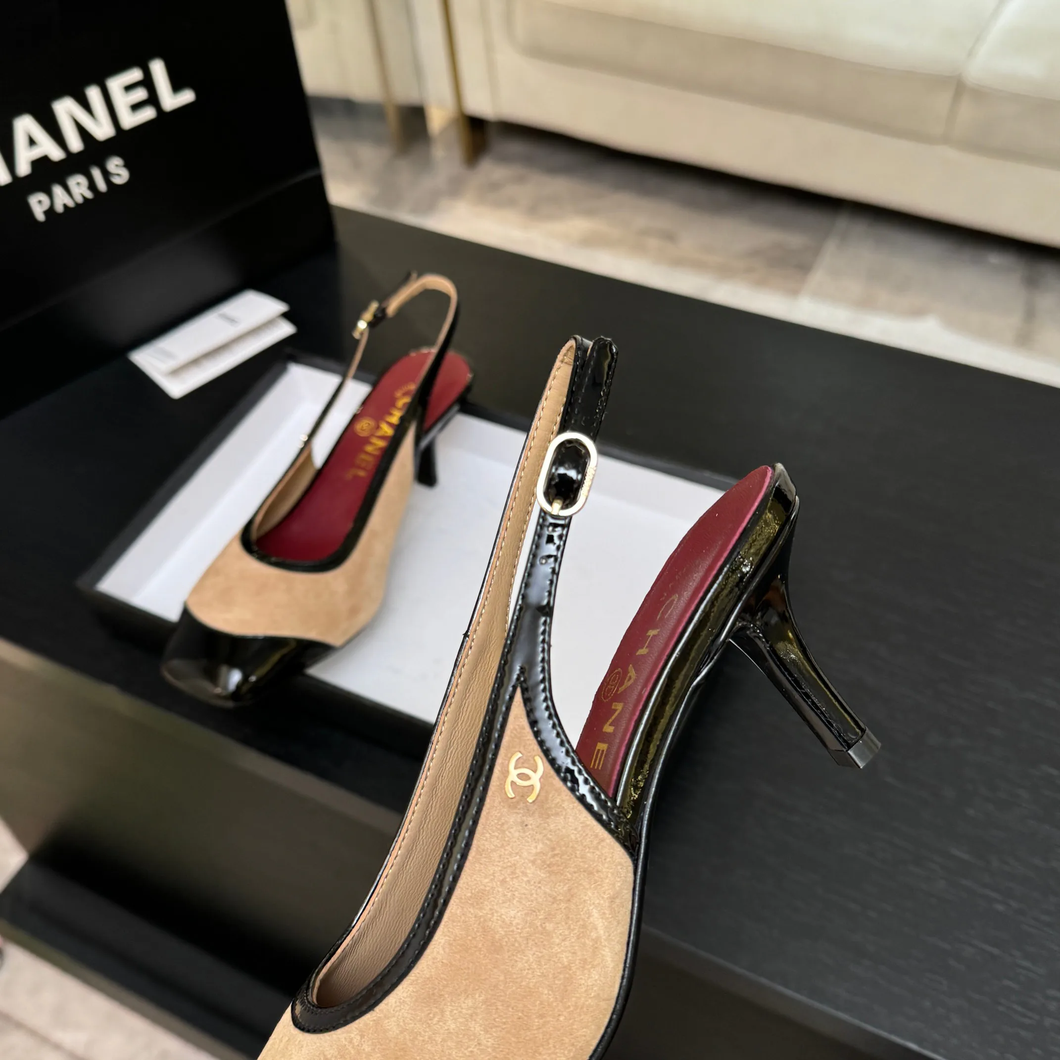 Босоножки Женские Chanel 17911039