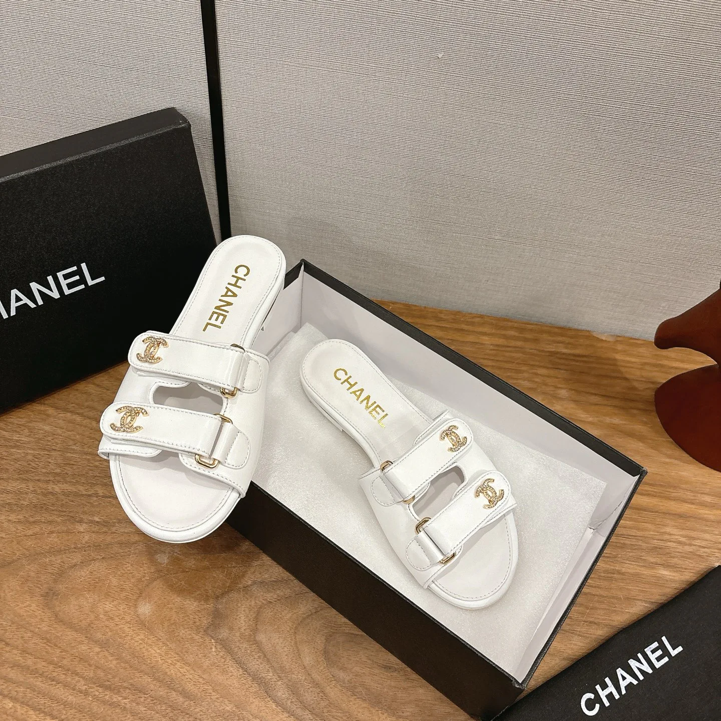 Сандалии Женские Chanel 10644591