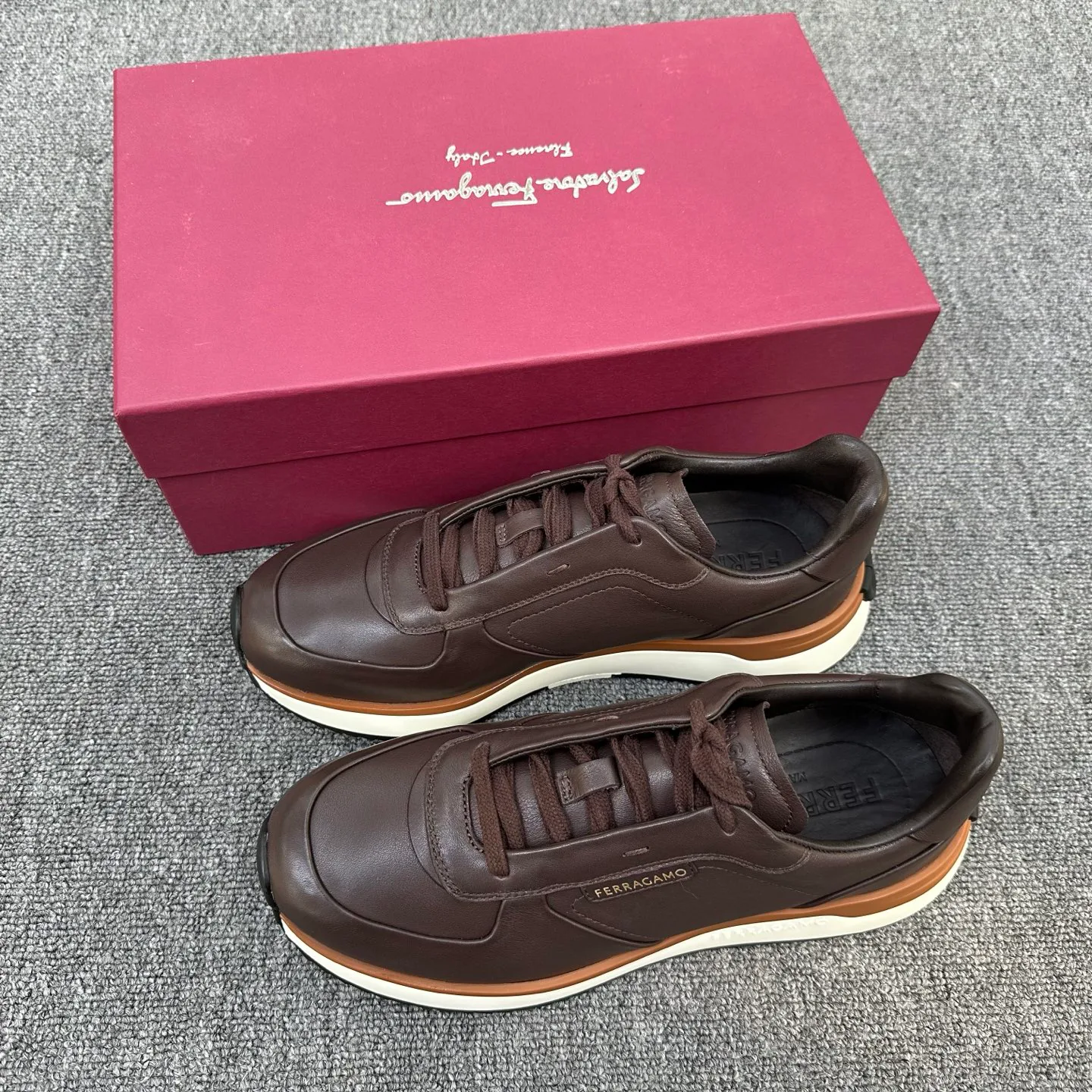 Кроссовки Мужские Salvatore Ferragamo 18075951