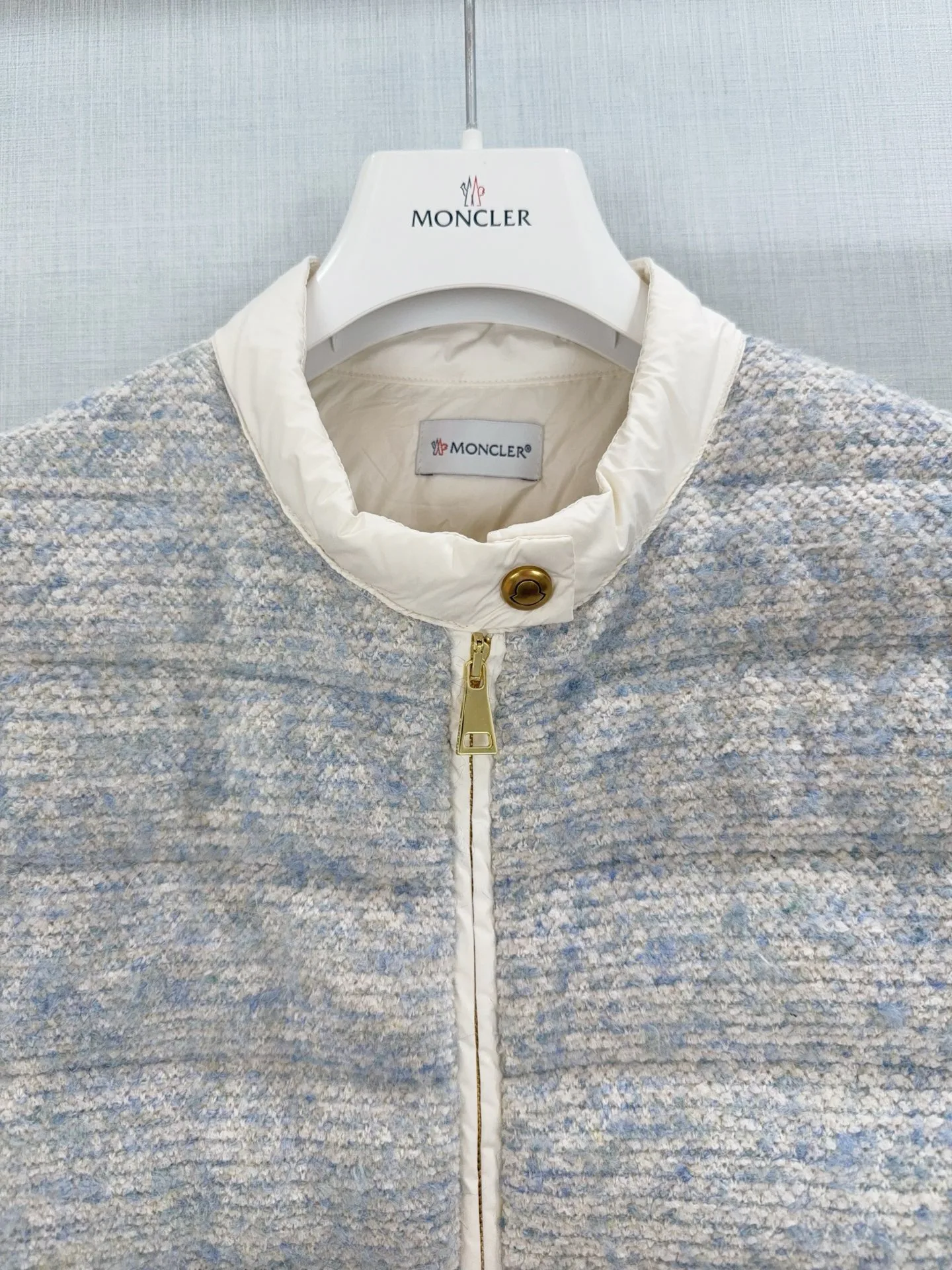 Куртки И Пуховики Женские Moncler 18474160