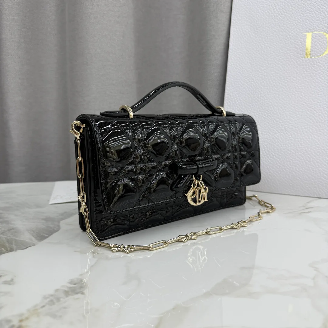 Сумки На Ремне Женские Christian Dior 9165588