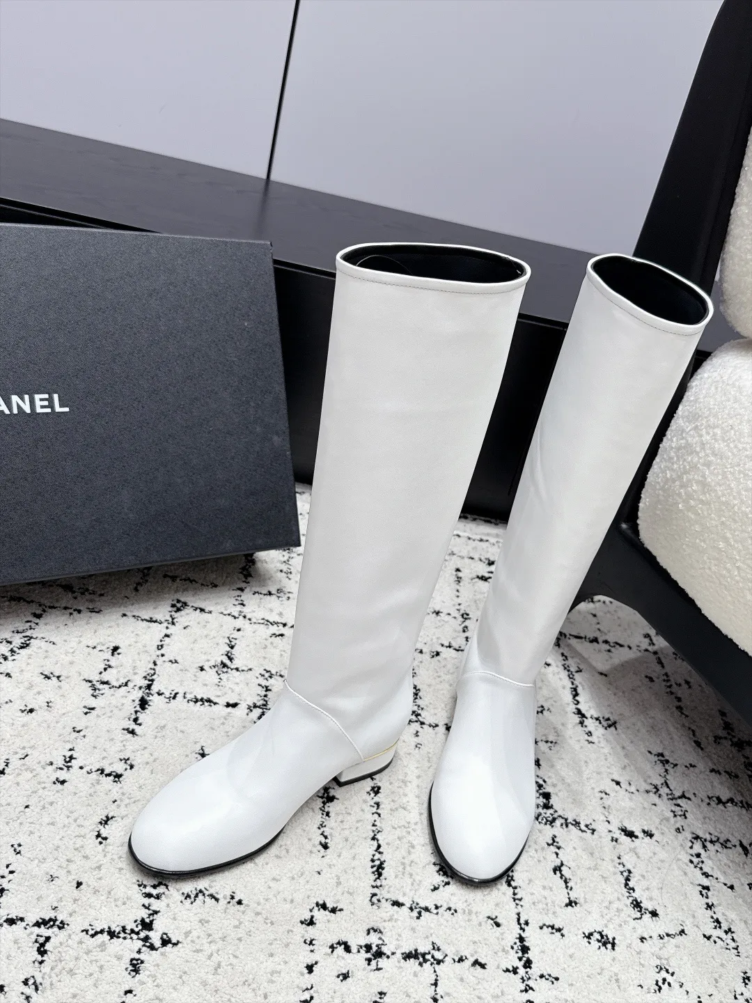 Сапоги Женские Chanel 19090702