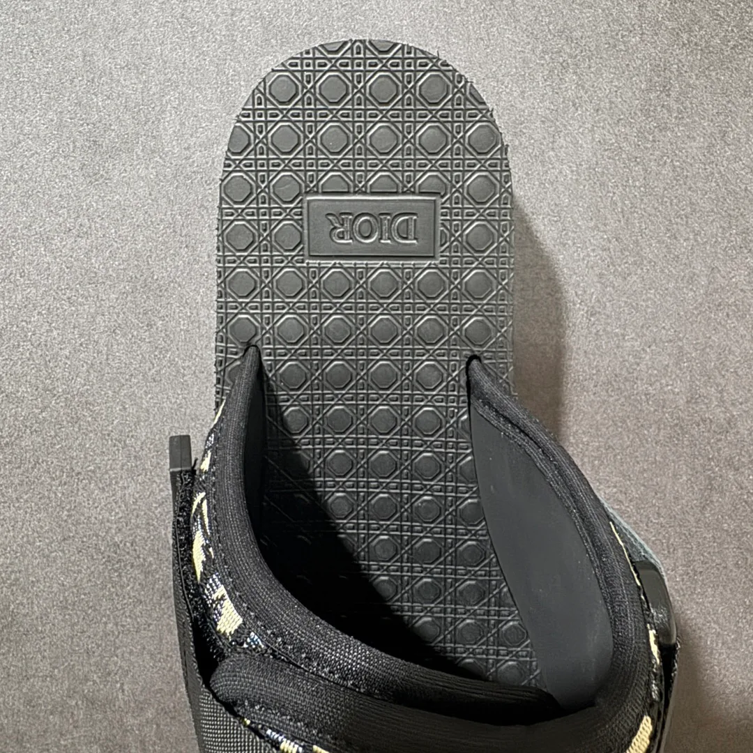 Шлепанцы Мужские Christian Dior 17059526