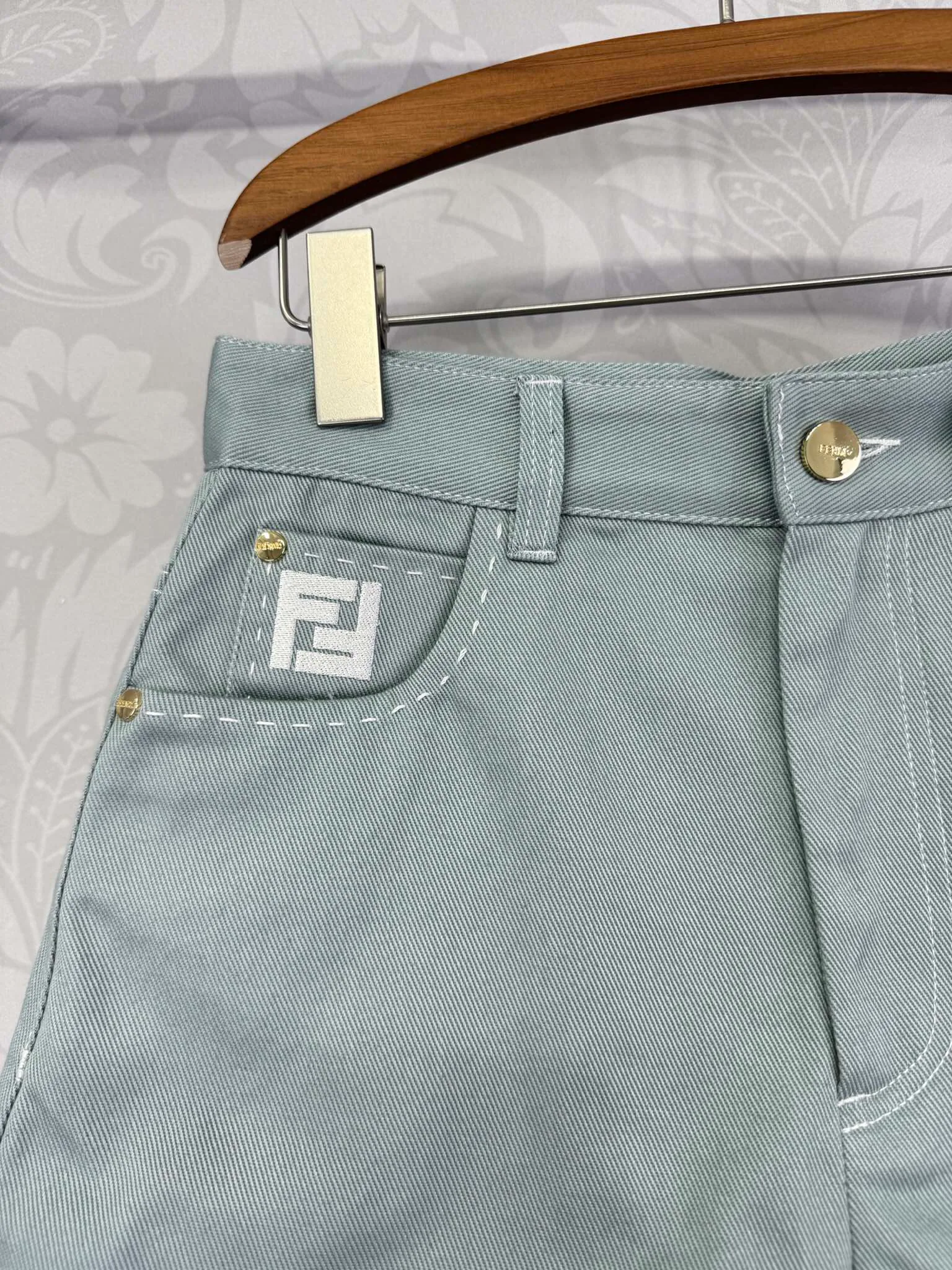 Шорты Женские Fendi 4917154