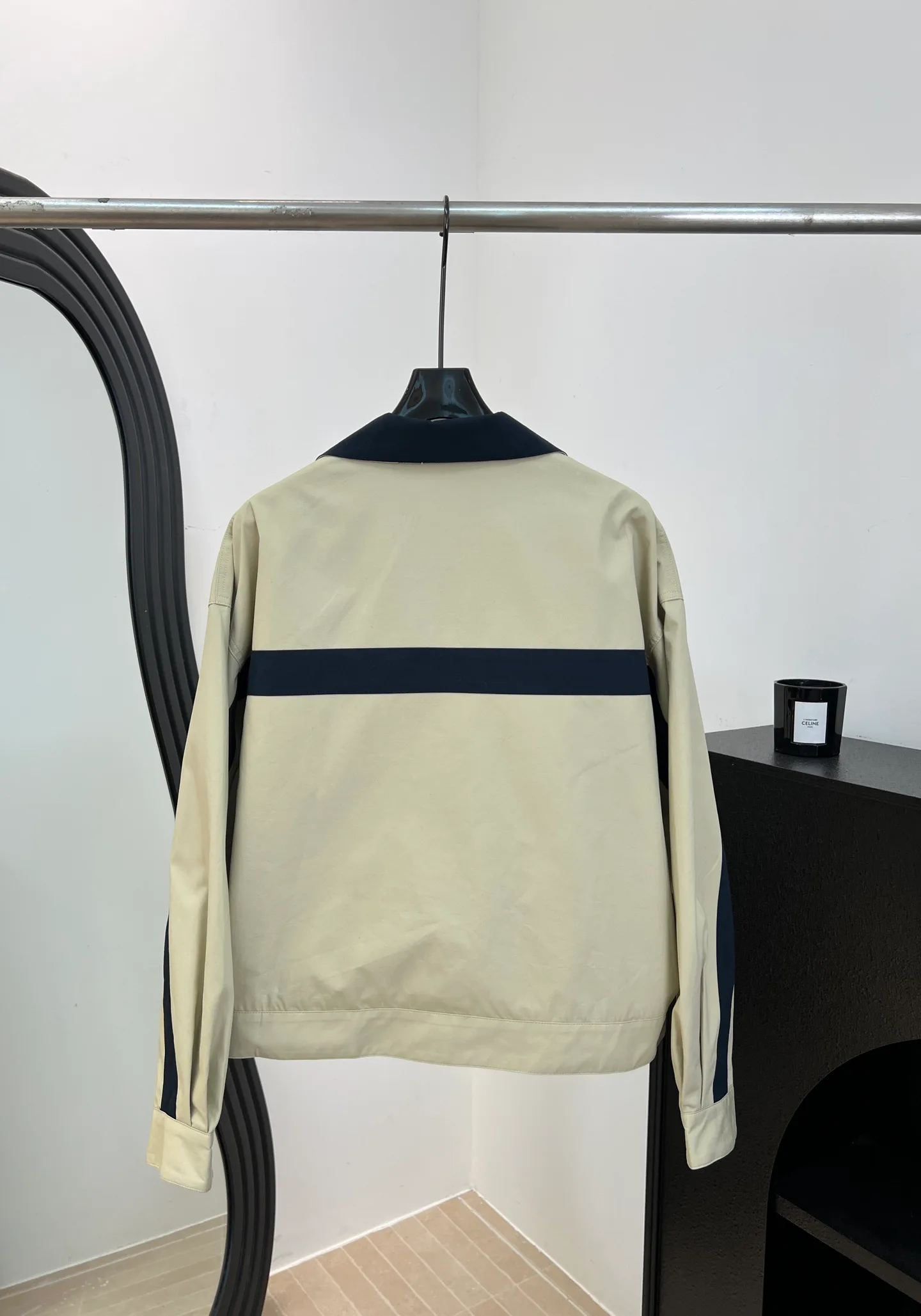Куртки И Пуховики Женские Saint Laurent 18149651