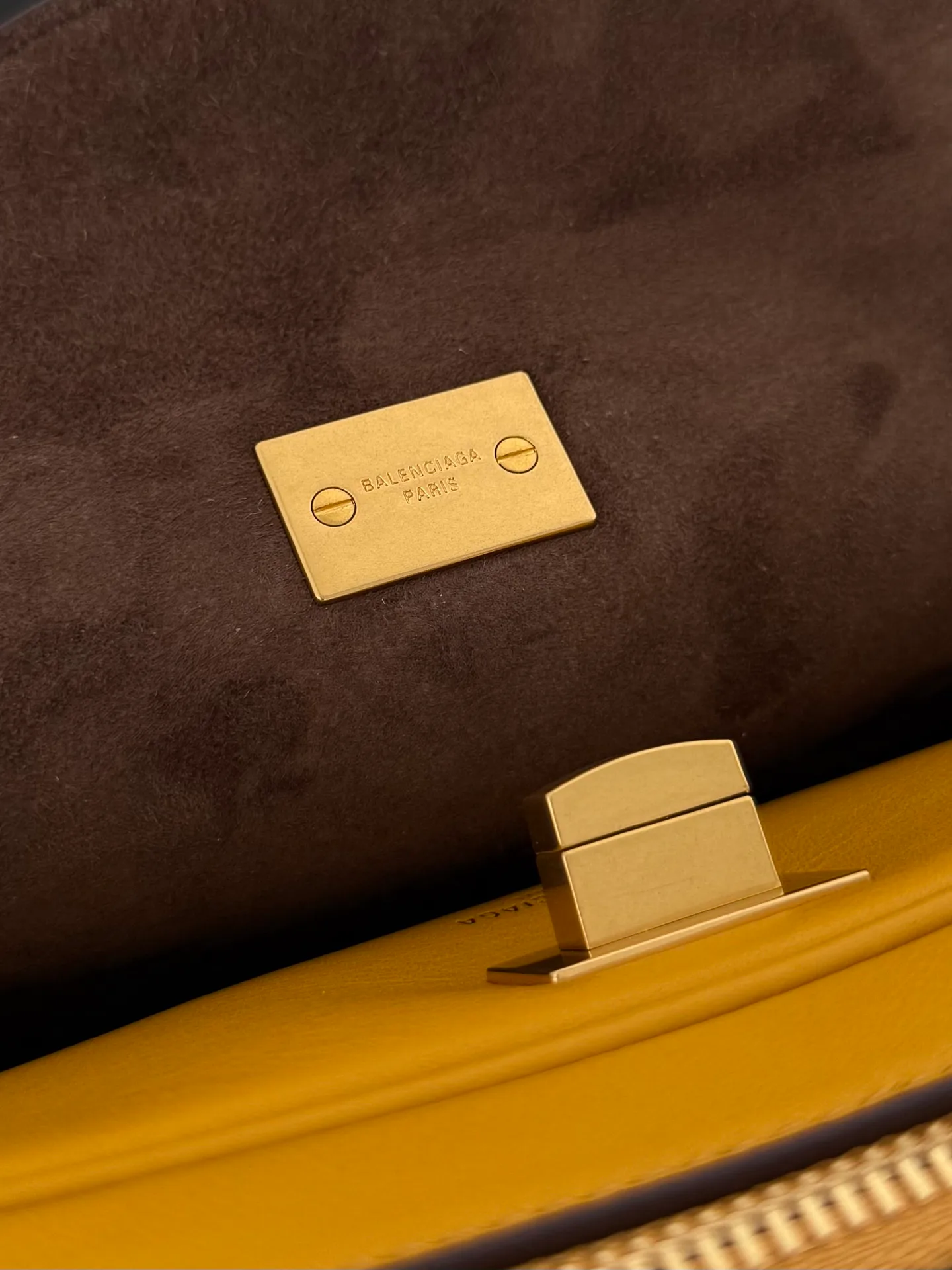 Классические Сумки Женские Balenciaga 12728512