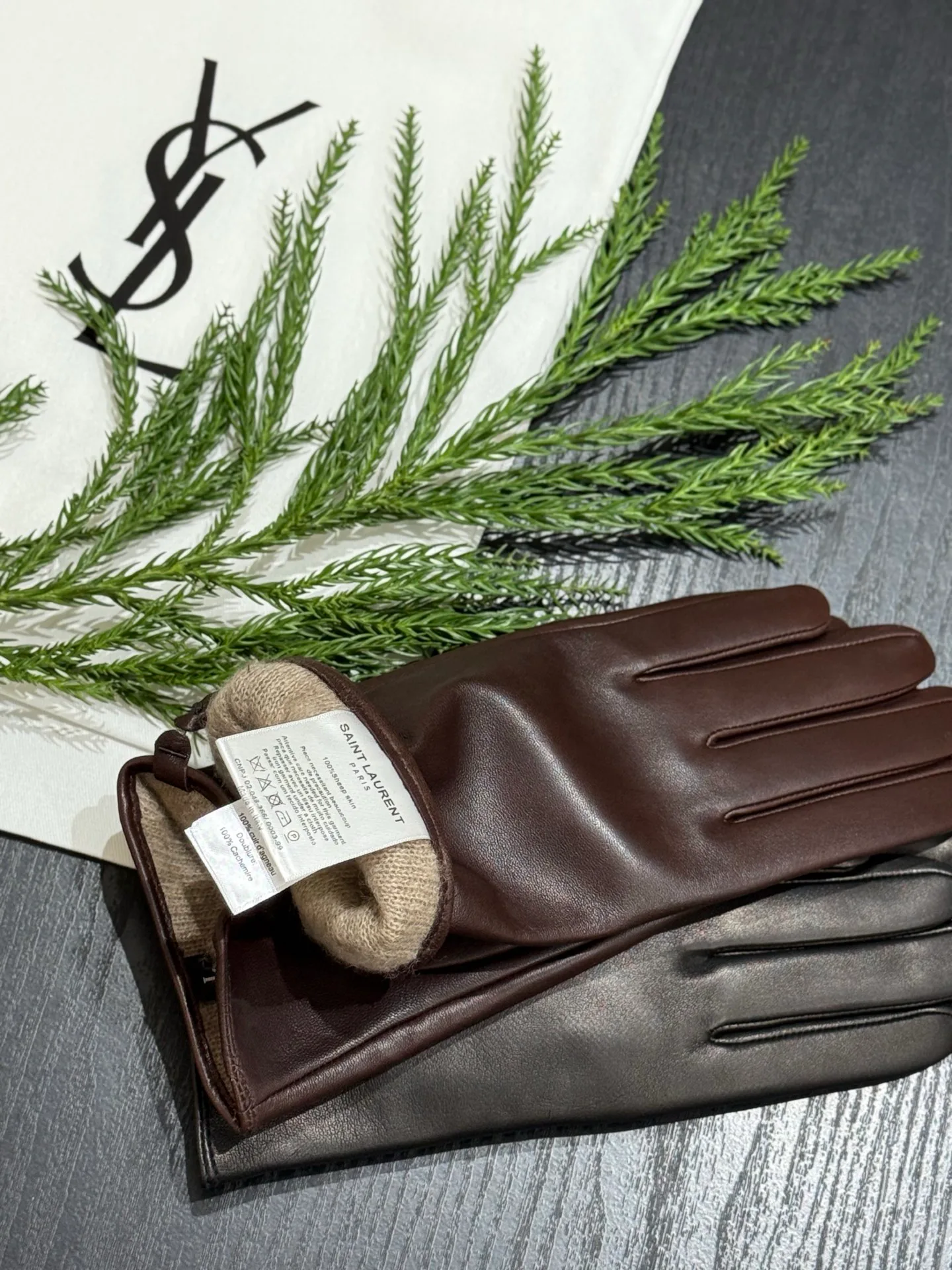 Перчатки Saint Laurent 453174